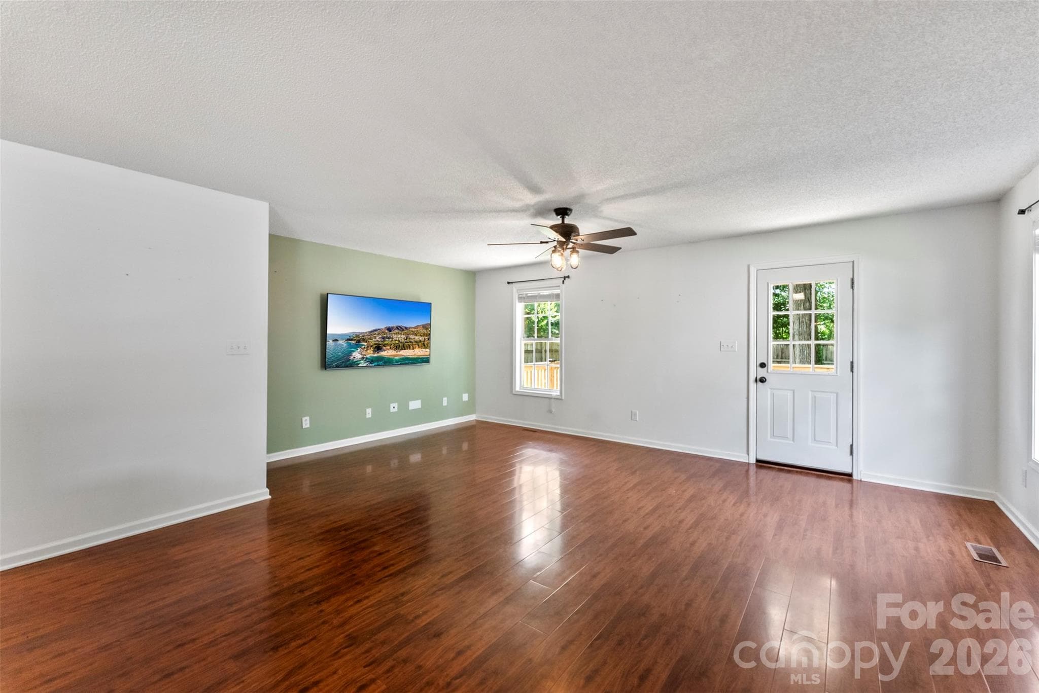 Single Family Residence at 820 Saint Andrews Place, Concord, photo 7 of 34