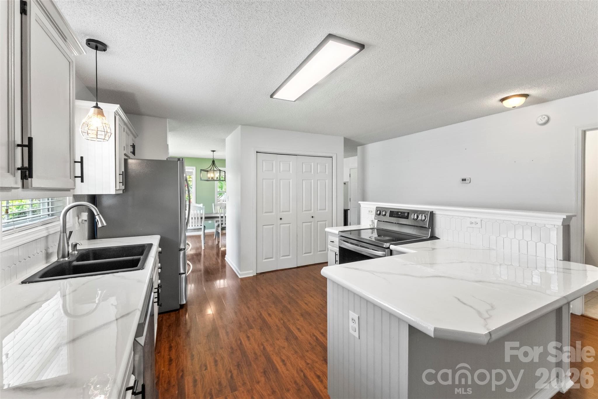 Single Family Residence at 820 Saint Andrews Place, Concord, photo 11 of 34