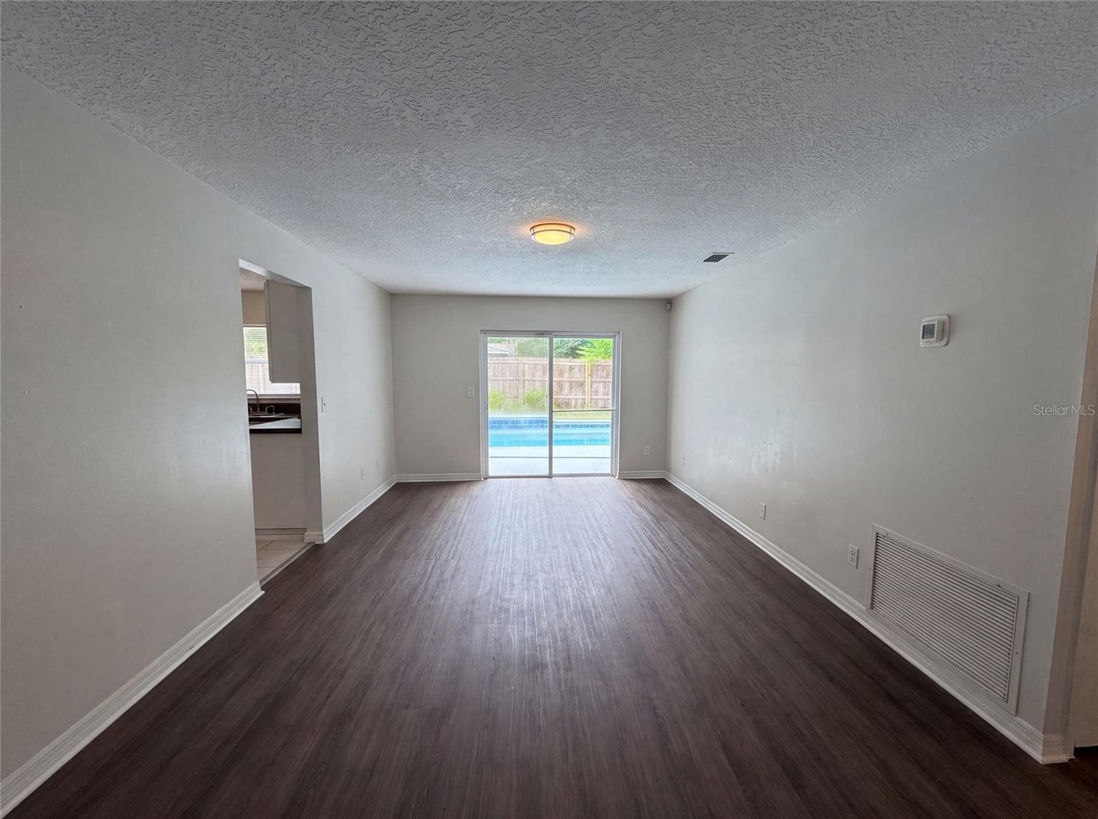 Single Family Residence at 963 SEQUOIA DR, WINTER SPRINGS, photo 9 of 28