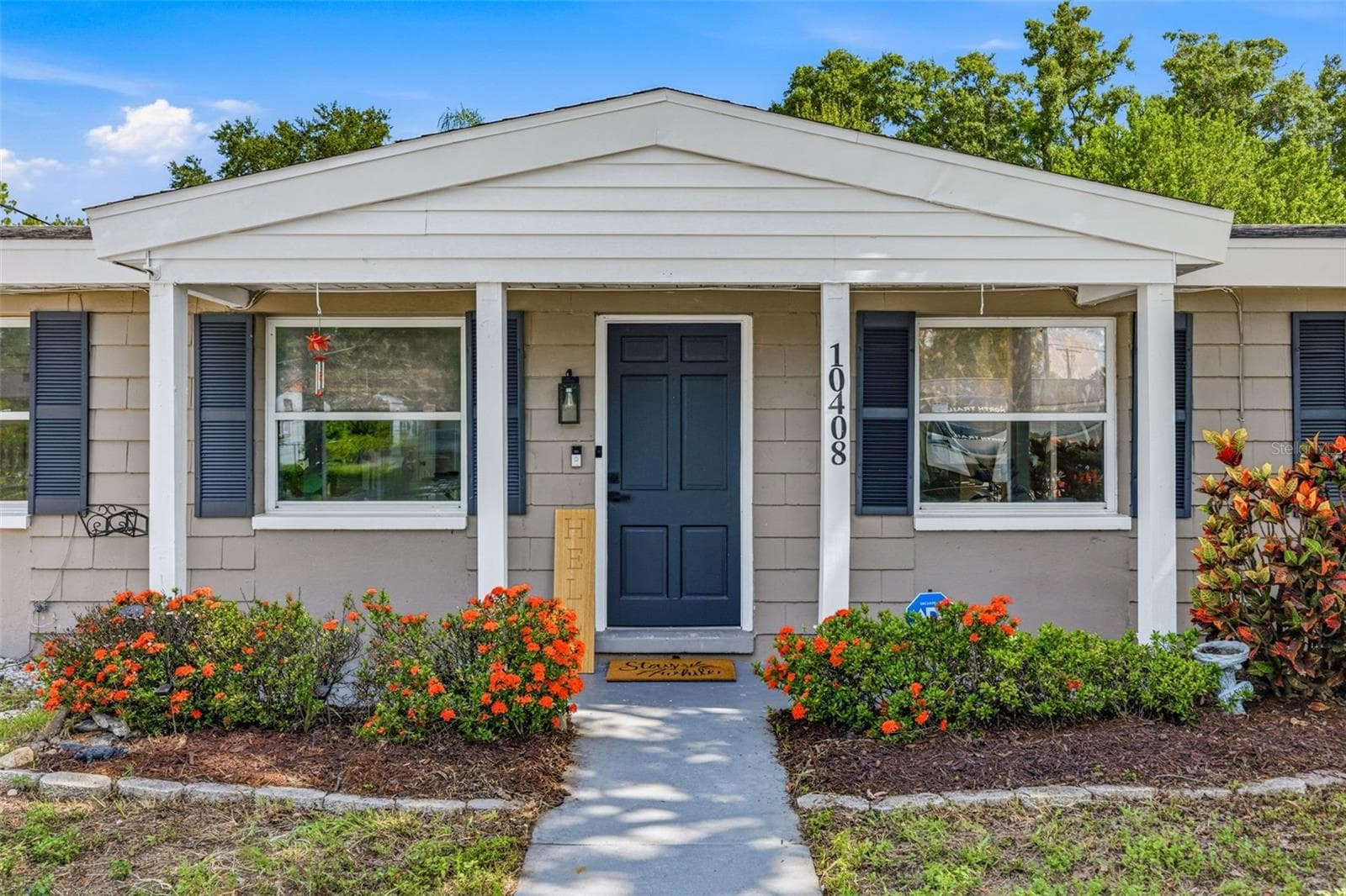 Single Family Residence at 10408 VENTURA AVE, TAMPA, photo 3 of 25