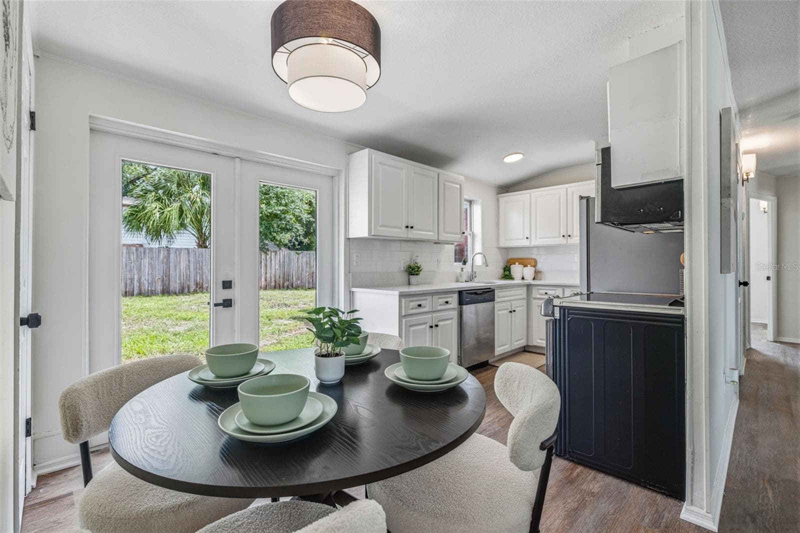 Single Family Residence at 10408 VENTURA AVE, TAMPA, photo 11 of 25