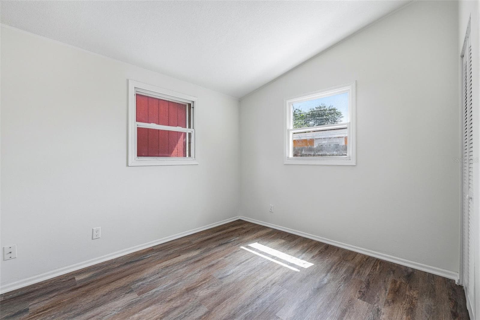 Single Family Residence at 10408 VENTURA AVE, TAMPA, photo 19 of 25