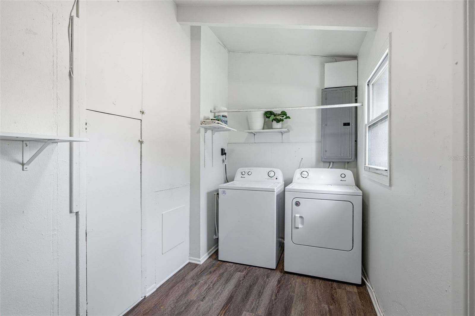 Single Family Residence at 10408 VENTURA AVE, TAMPA, photo 22 of 25