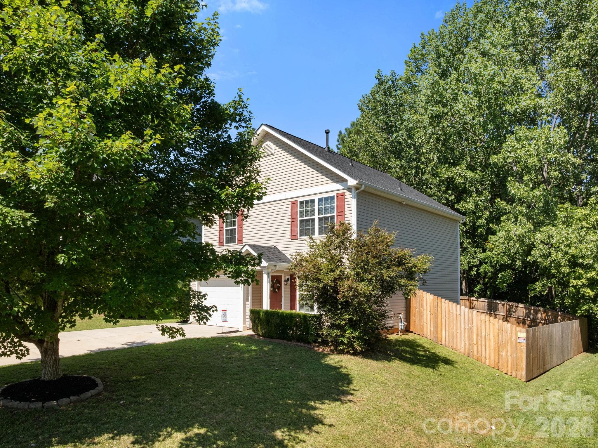 Single Family Residence at 1429 River Run Road, Lowell, photo 2 of 38