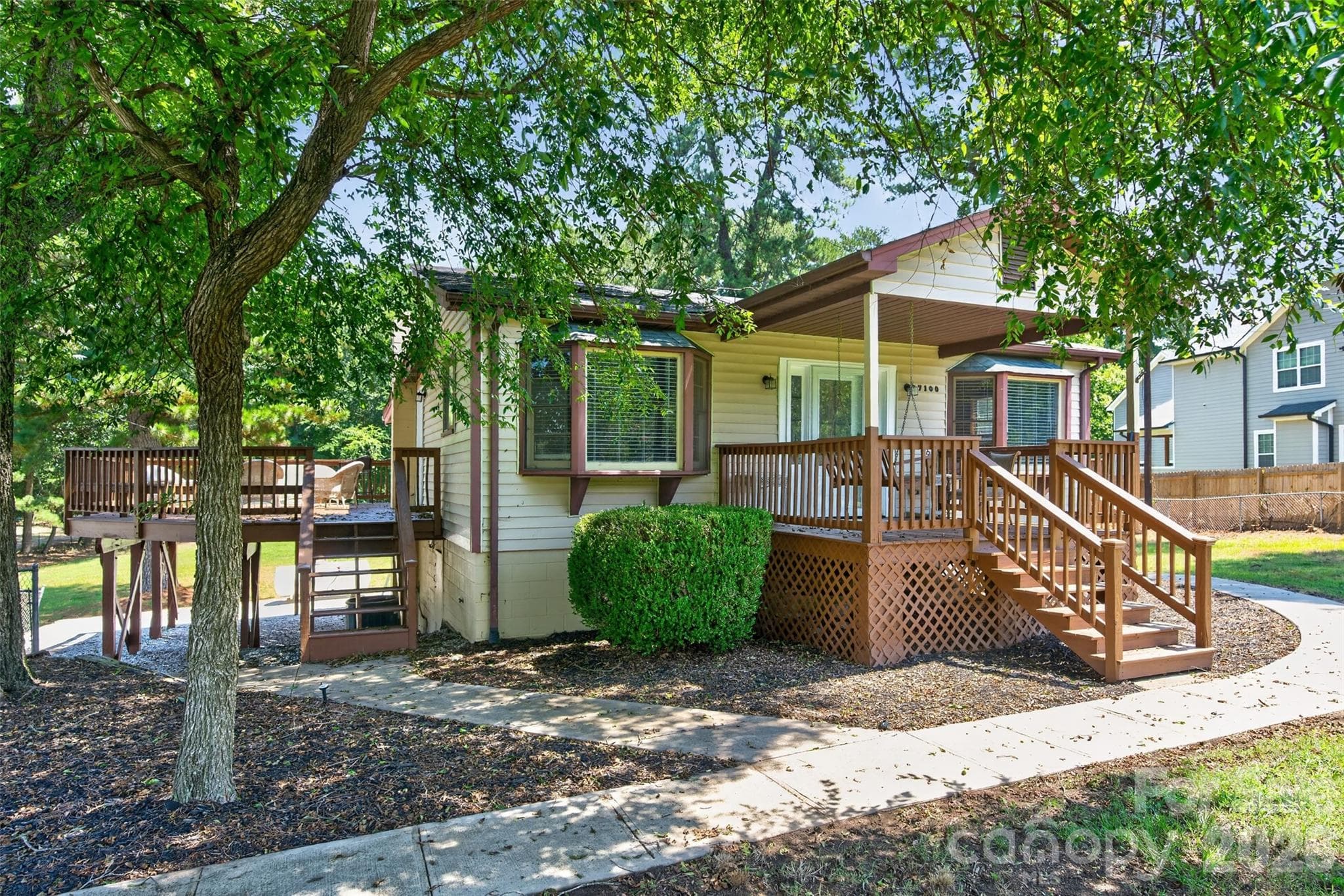 7040 Pear Tree Road