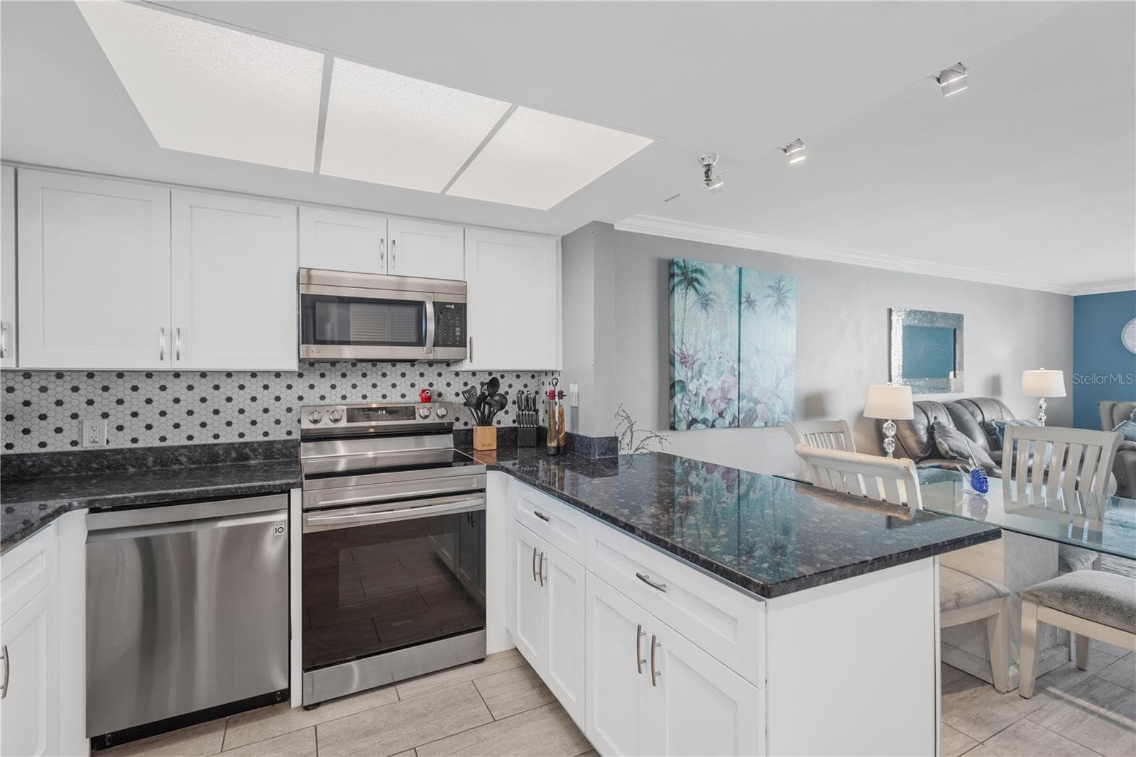 Close up view of these amazing finishing touches. - 5915 SEA RANCH DR #503, HUDSON
