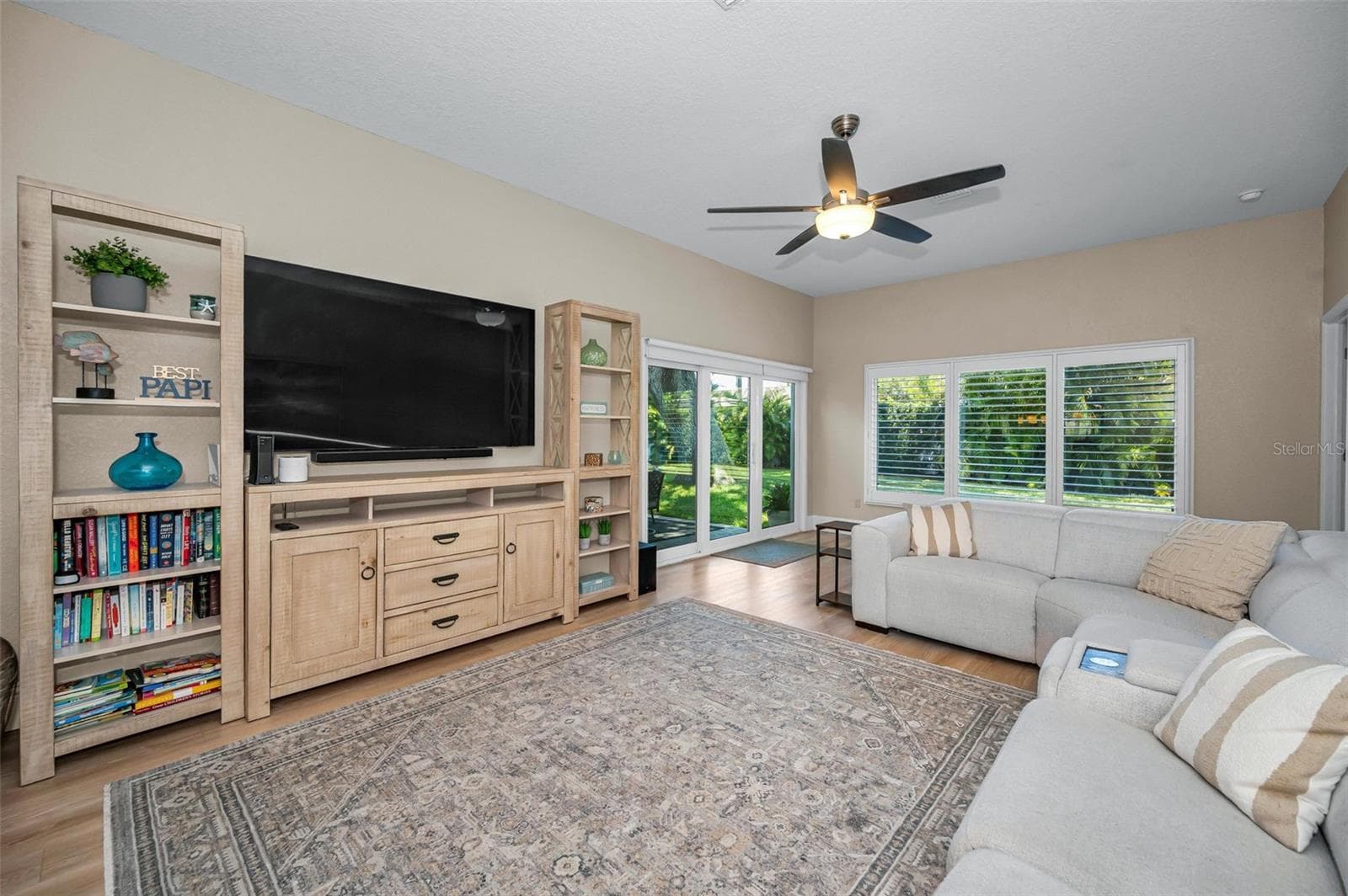 Single Family Residence at 1732 GOLF VIEW DR, BELLEAIR, photo 12 of 34
