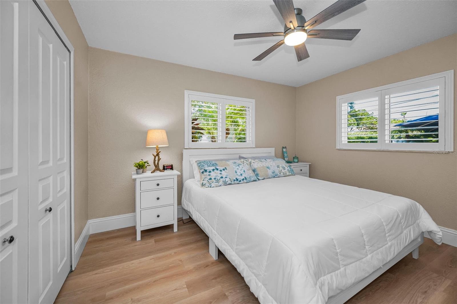 Single Family Residence at 1732 GOLF VIEW DR, BELLEAIR, photo 19 of 34