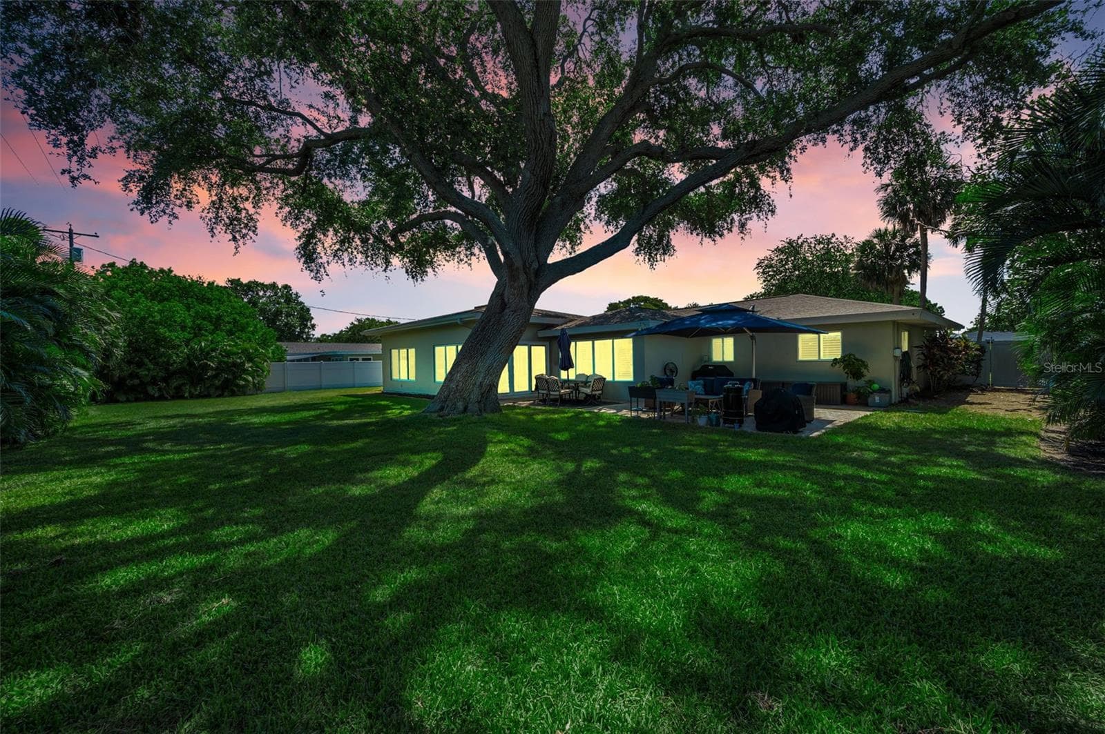 Single Family Residence at 1732 GOLF VIEW DR, BELLEAIR, photo 32 of 34