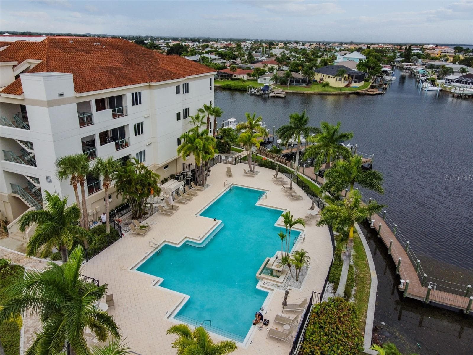 Condominium at 1038 BELLASOL WAY #403, APOLLO BEACH, photo 71 of 91