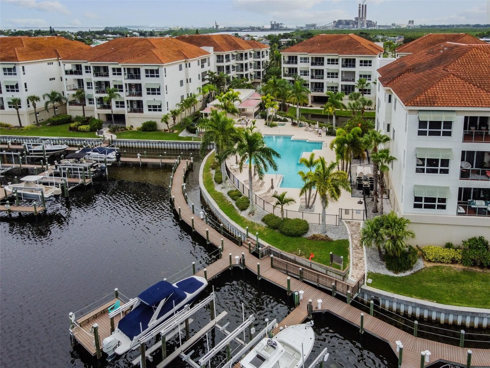 Condominium at 1038 BELLASOL WAY #403, APOLLO BEACH, photo 72 of 91