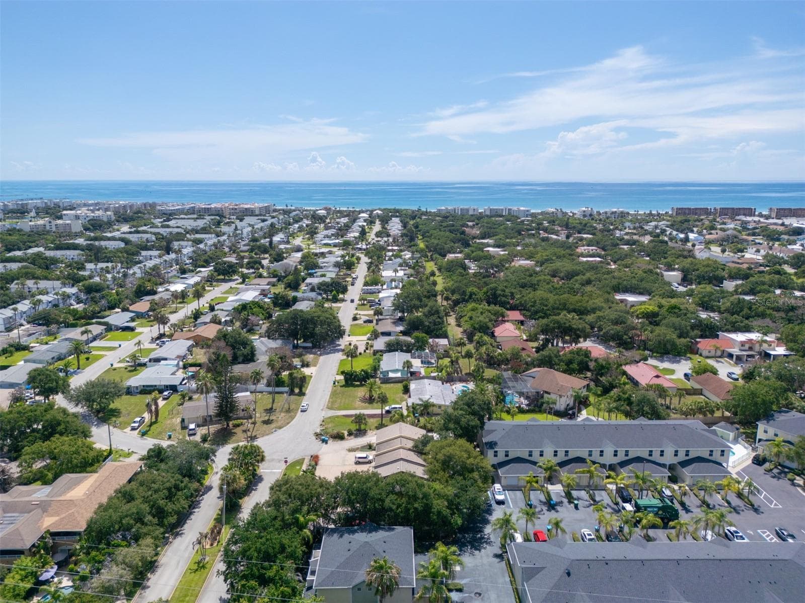 Townhouse and Ocean Access at the end of the Street - 117 HARBOR DR, CAPE CANAVERAL