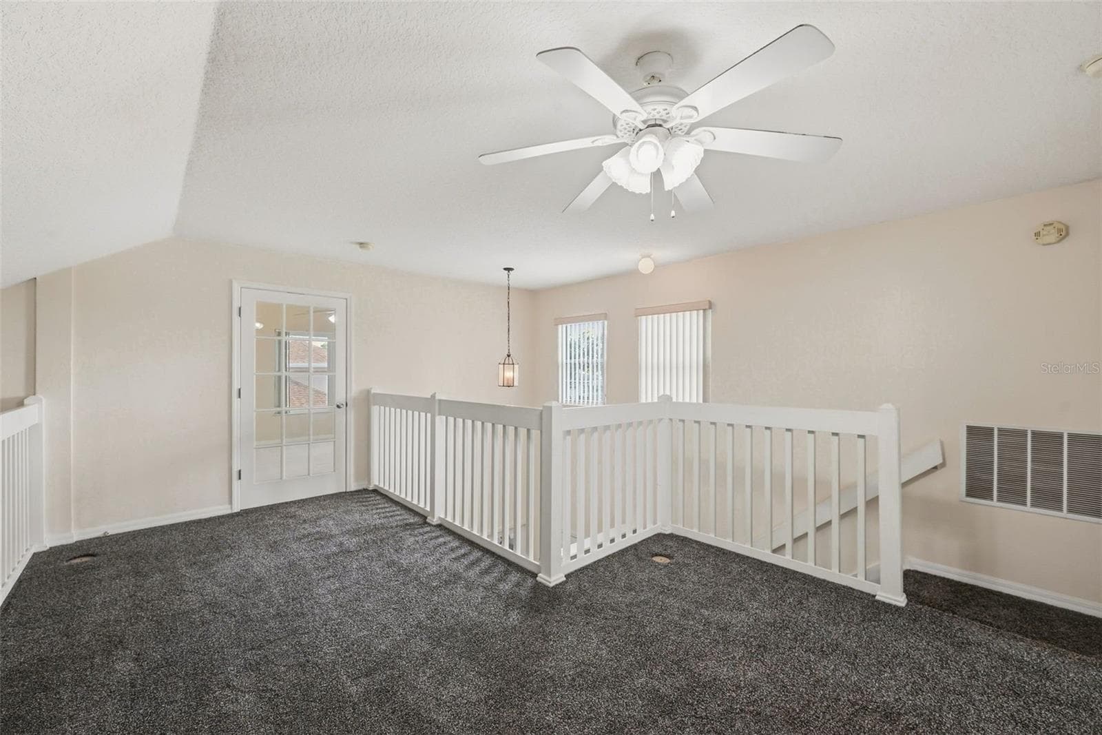 Single Family Residence at 5351 AURORA DR, LEESBURG, photo 20 of 40