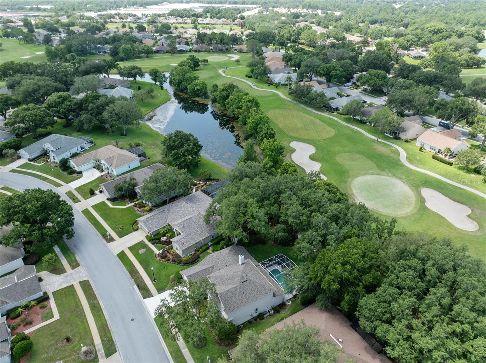 Single Family Residence at 8052 LAUREL RIDGE DR, MOUNT DORA, photo 38 of 47