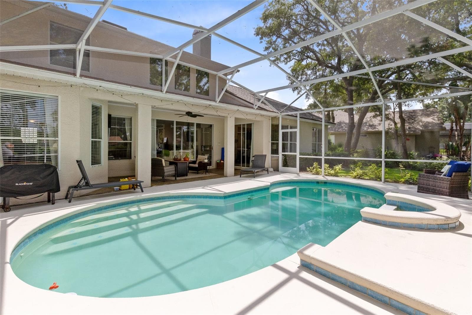 Single Family Residence at 8052 LAUREL RIDGE DR, MOUNT DORA, photo 30 of 47