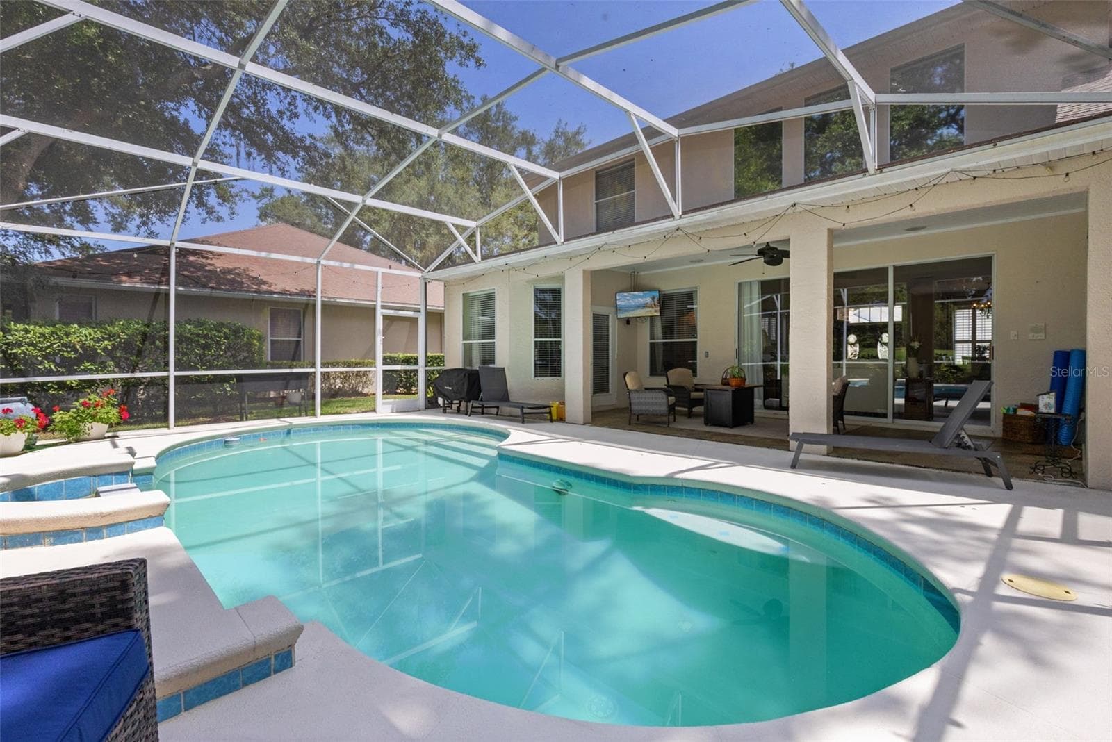 Single Family Residence at 8052 LAUREL RIDGE DR, MOUNT DORA, photo 31 of 47