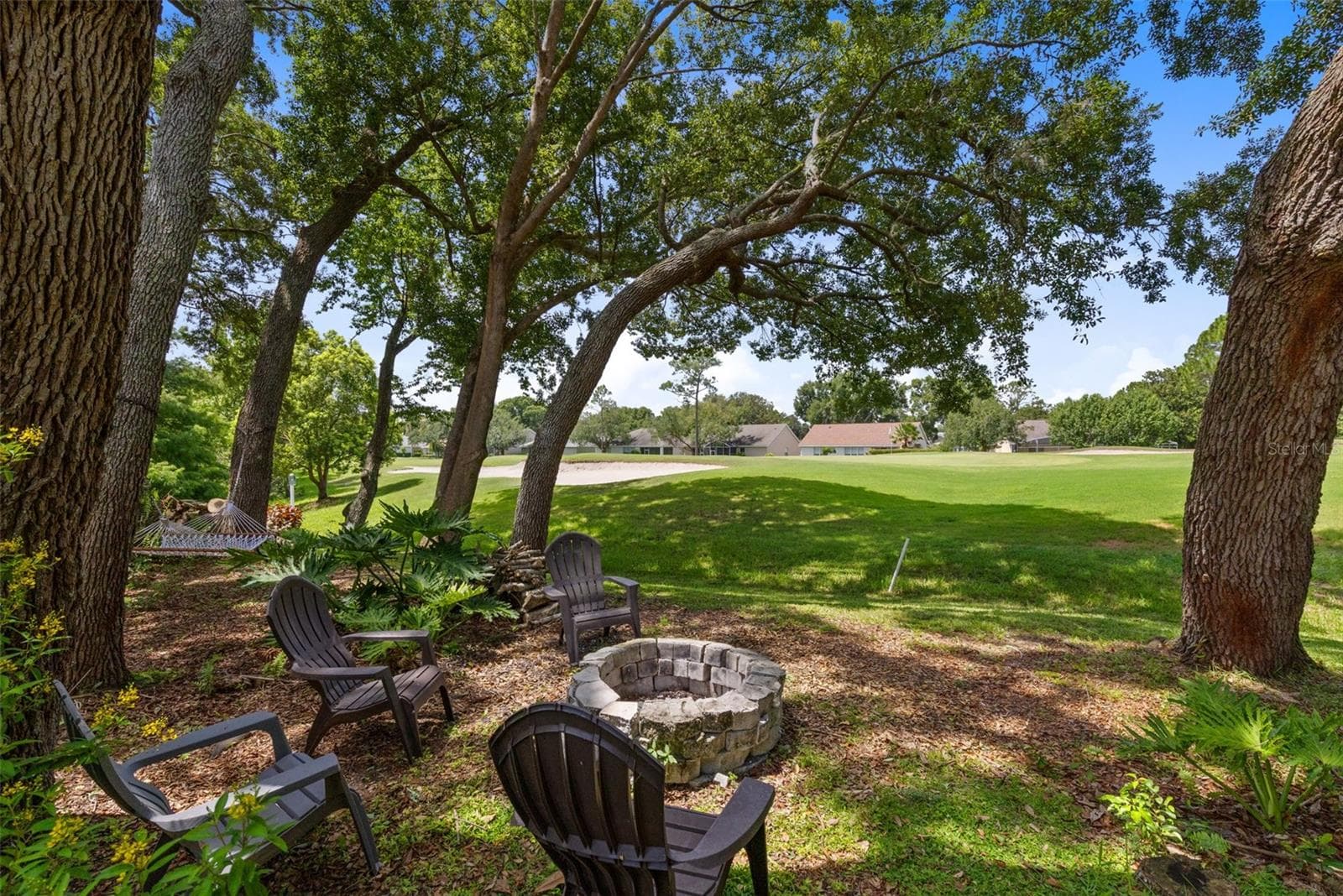 Single Family Residence at 8052 LAUREL RIDGE DR, MOUNT DORA, photo 34 of 47