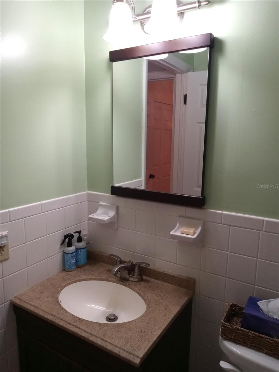 Condominium at 2430 FLORENTINE WAY #30, CLEARWATER, photo 24 of 45