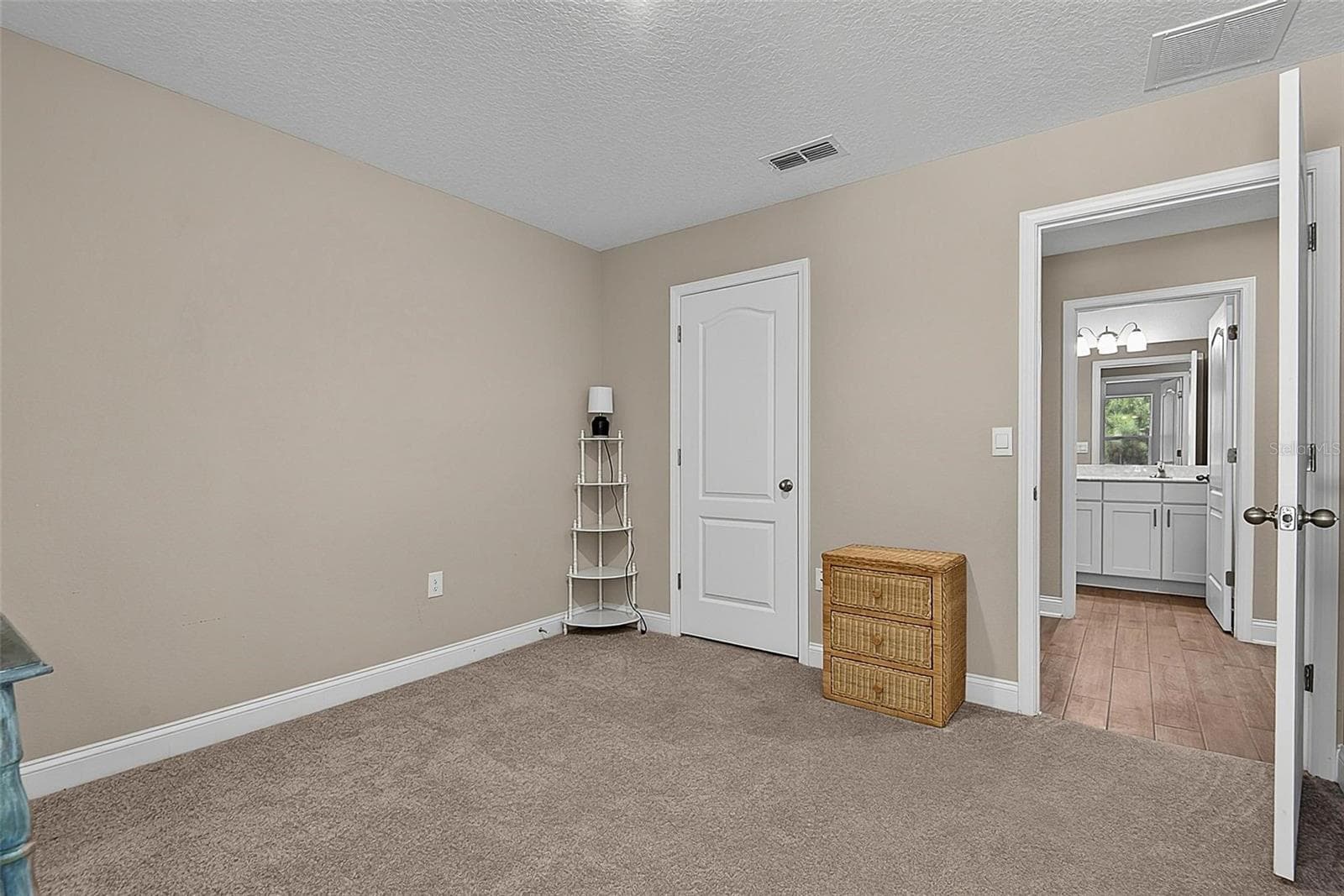Single Family Residence at 425 NARVAREZ AVE, ST AUGUSTINE, photo 33 of 74
