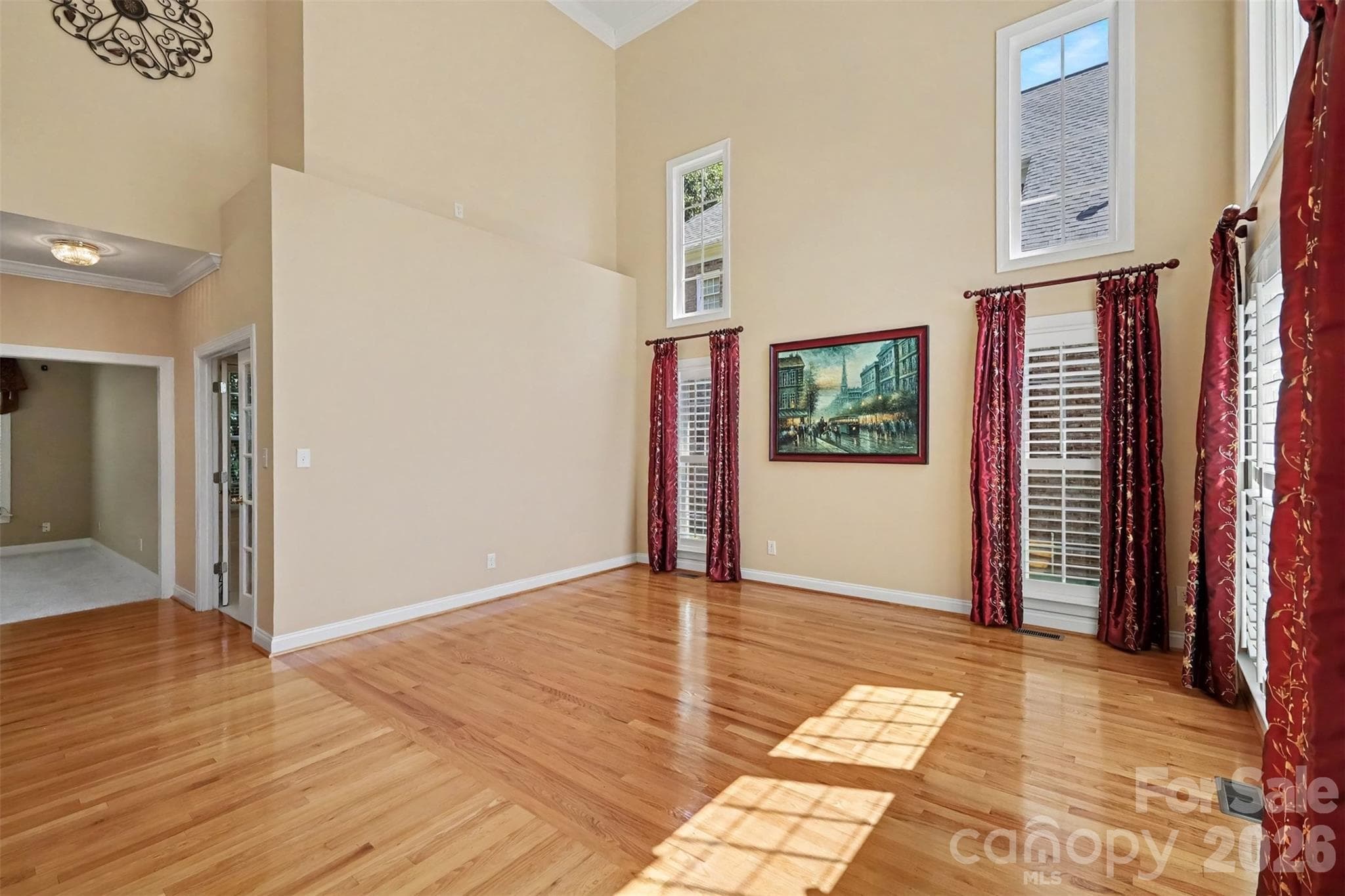 Single Family Residence at 10110 Paradise Ridge Road, Charlotte, photo 7 of 40