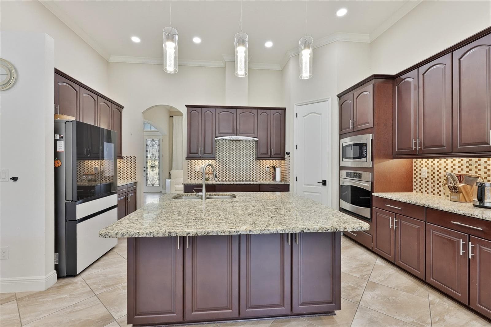 Single Family Residence at 7121 HATPIN LOOP, WESLEY CHAPEL, photo 12 of 50