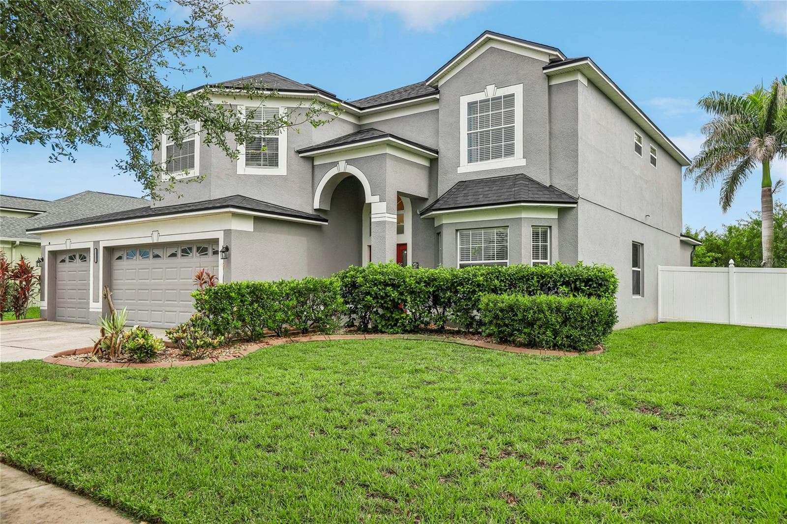 Single Family Residence at 13231 GRAHAM YARDEN DR, RIVERVIEW, photo 2 of 61