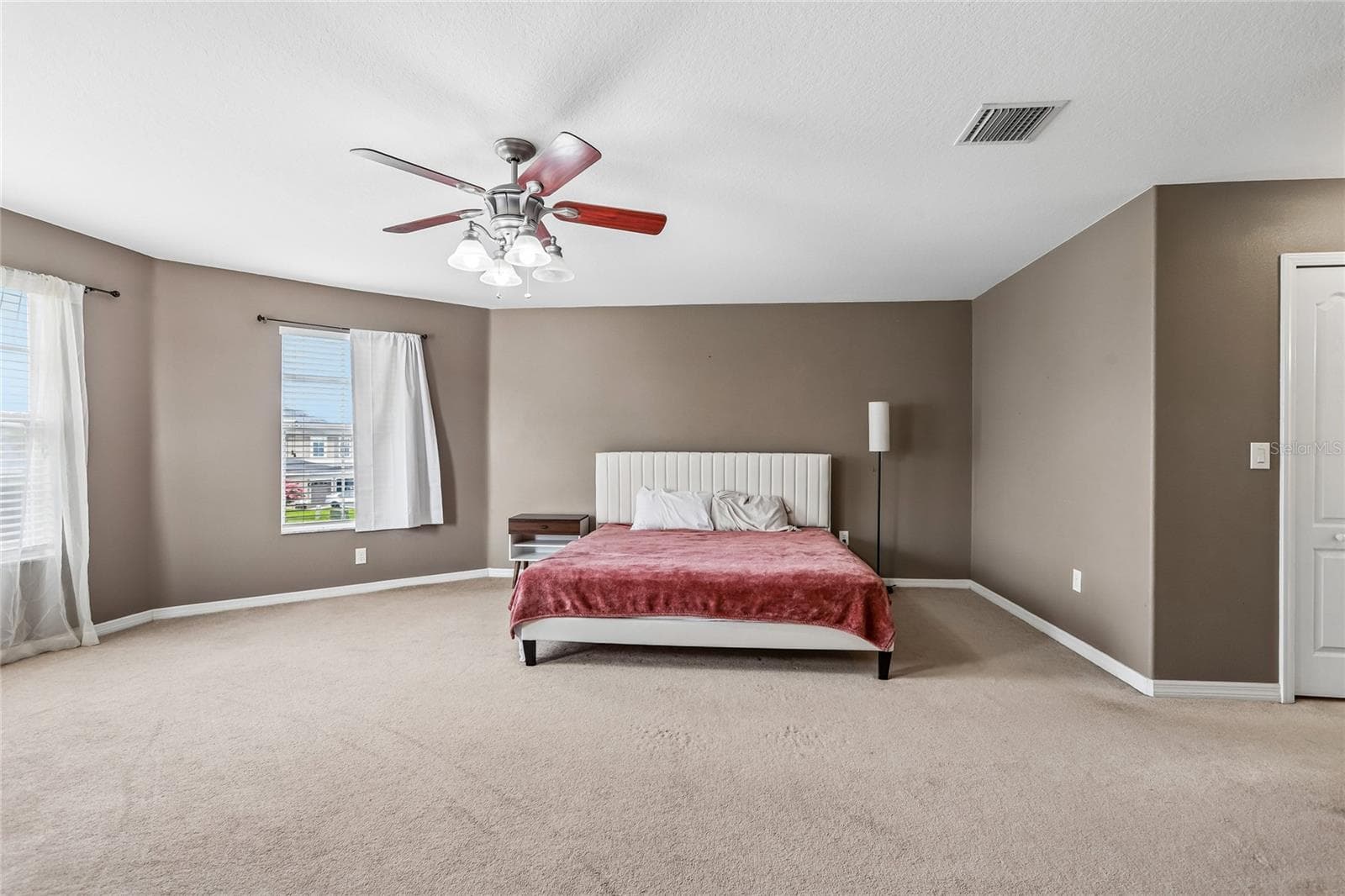 Master - 13231 GRAHAM YARDEN DR, RIVERVIEW