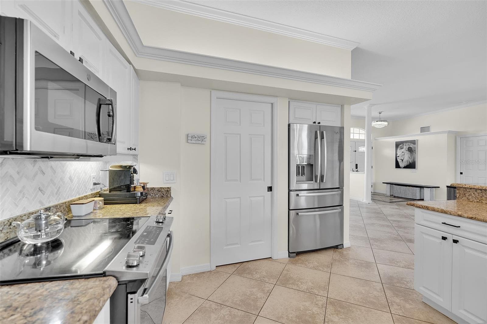 Single Family Residence at 6817 CORRAL CIR, SARASOTA, photo 16 of 57