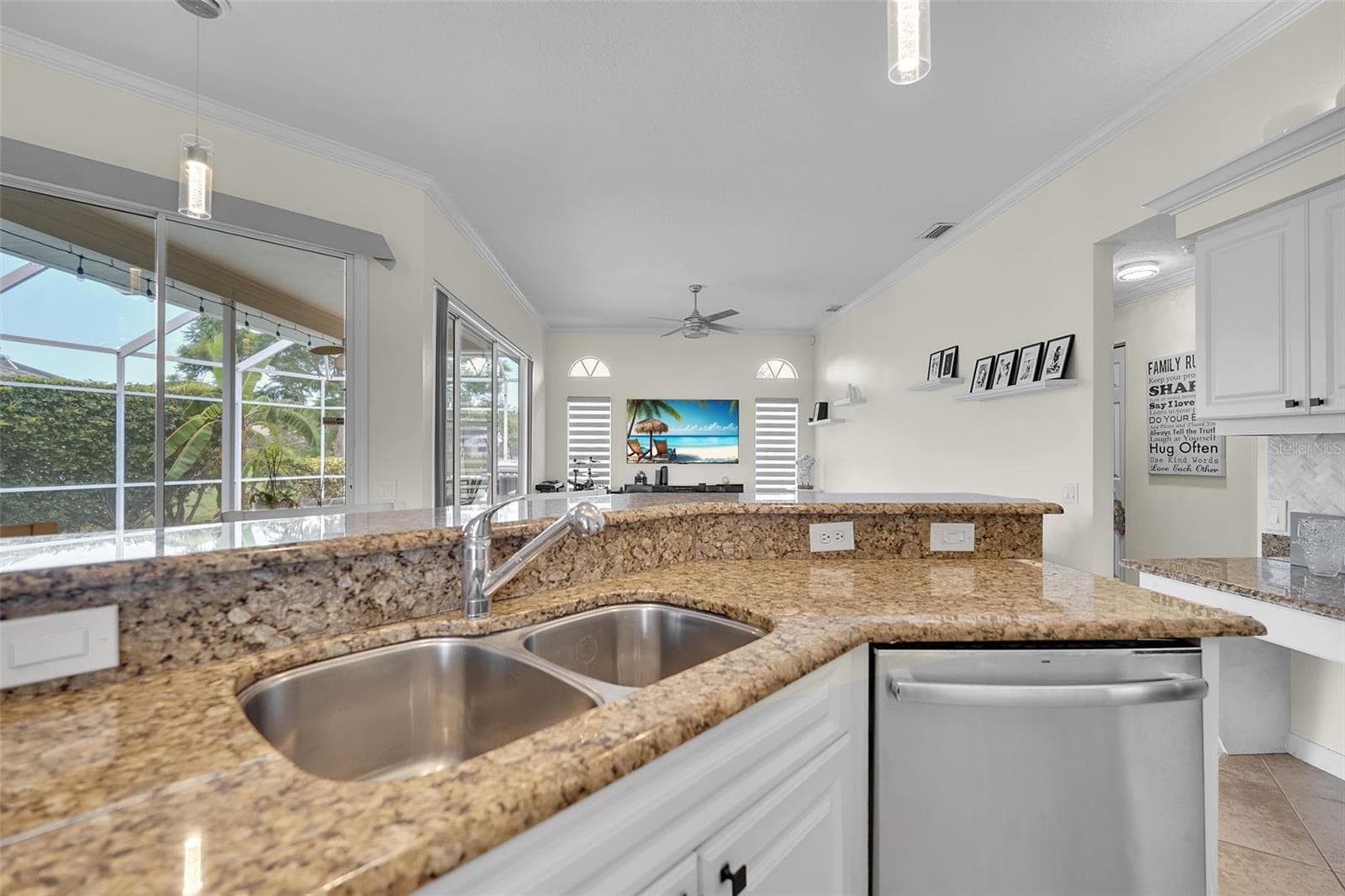 Single Family Residence at 6817 CORRAL CIR, SARASOTA, photo 18 of 57