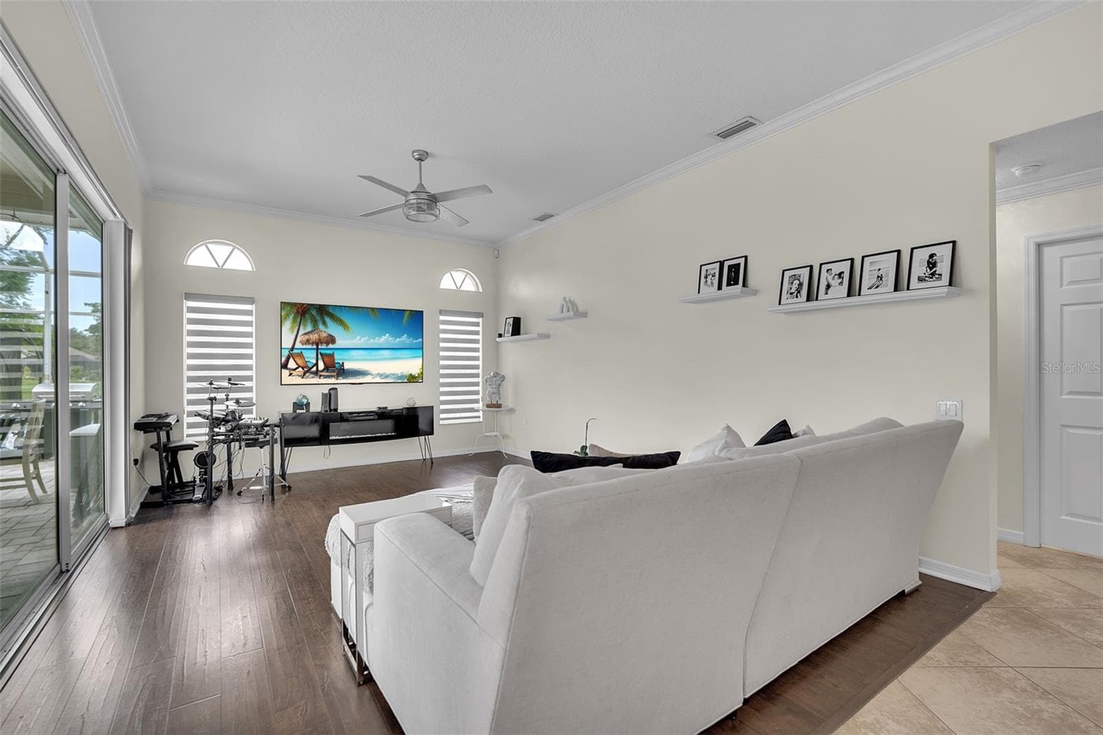 Single Family Residence at 6817 CORRAL CIR, SARASOTA, photo 19 of 57