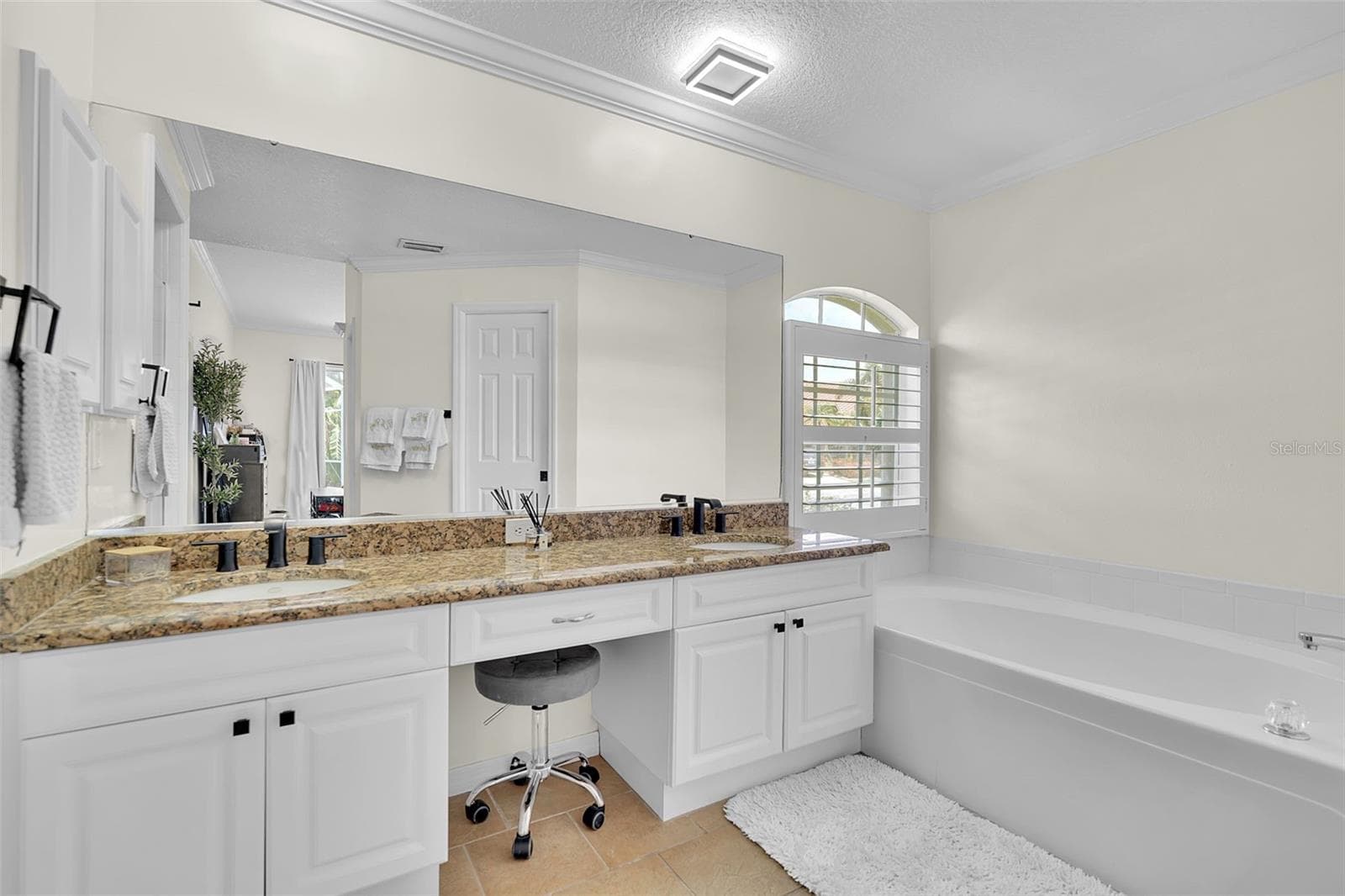 Single Family Residence at 6817 CORRAL CIR, SARASOTA, photo 26 of 57