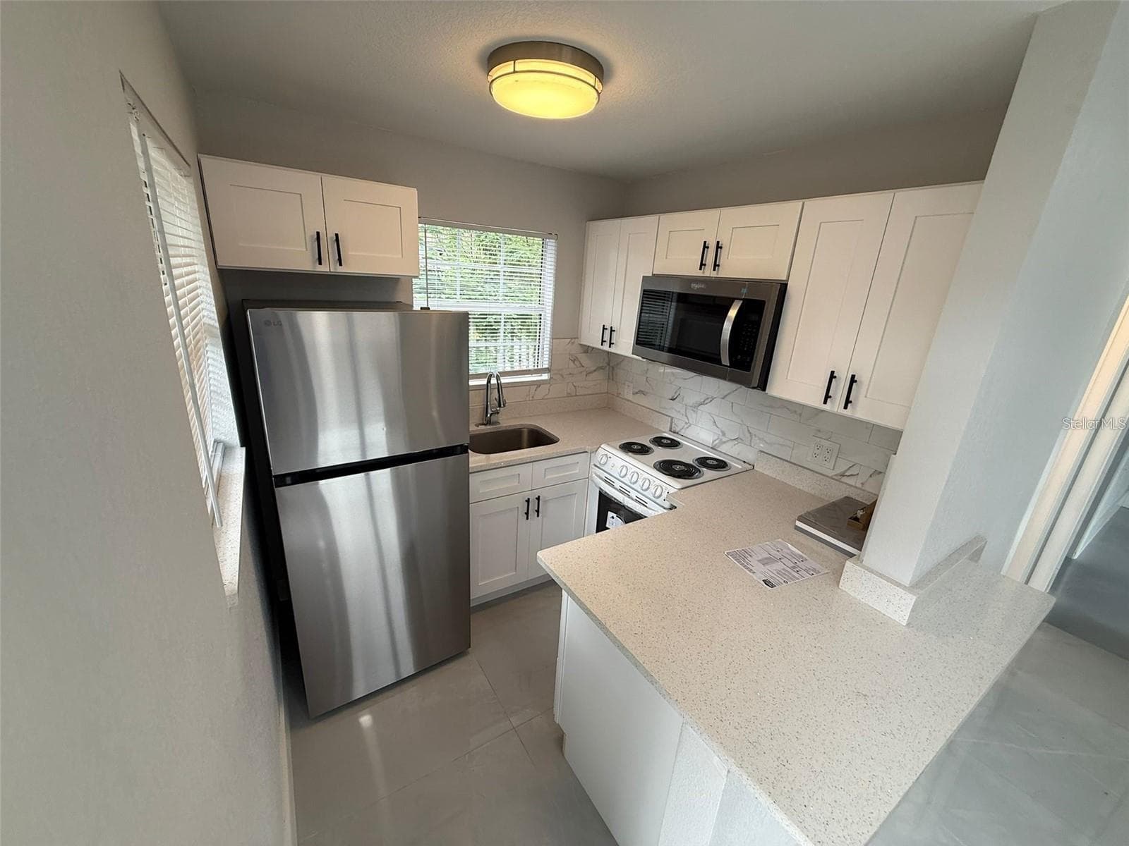 DETACH BACK UNIT KITCHEN - 427 40TH AVE S, ST PETERSBURG