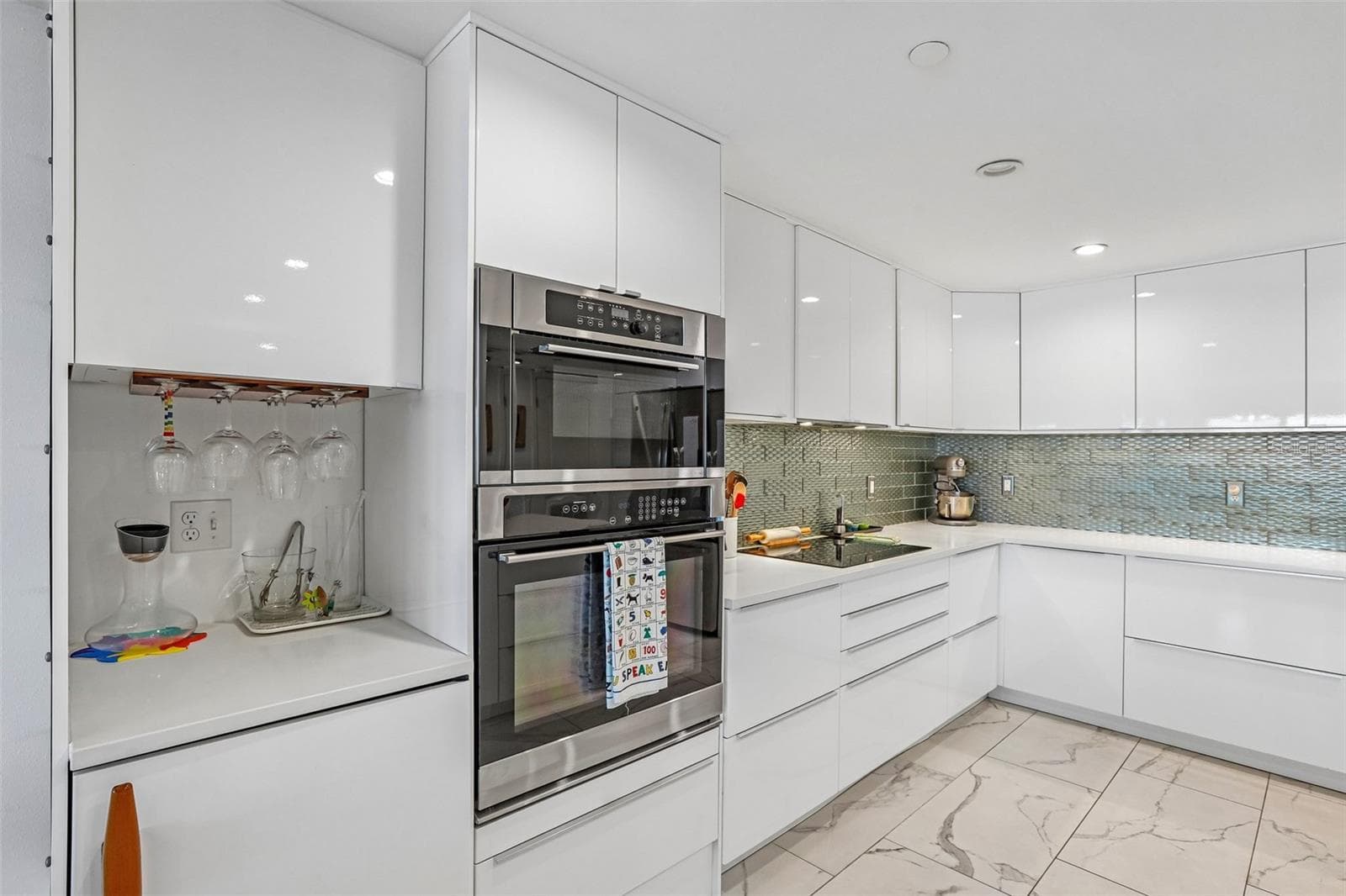 Condominium at 2 ADALIA AVE #301, TAMPA, photo 11 of 31