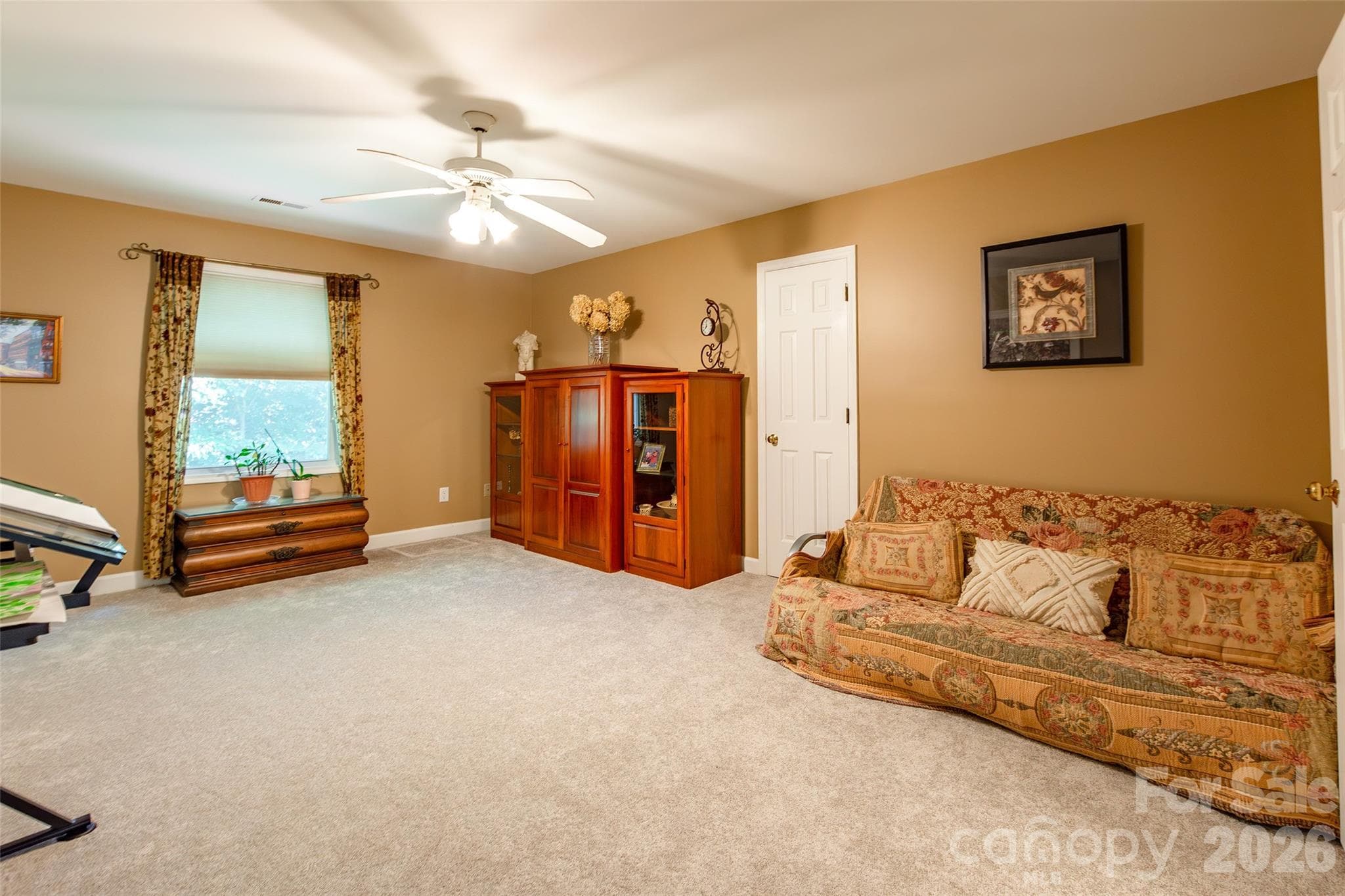 Single Family Residence at 1326 Clifflure Lane, Fort Mill, photo 27 of 41