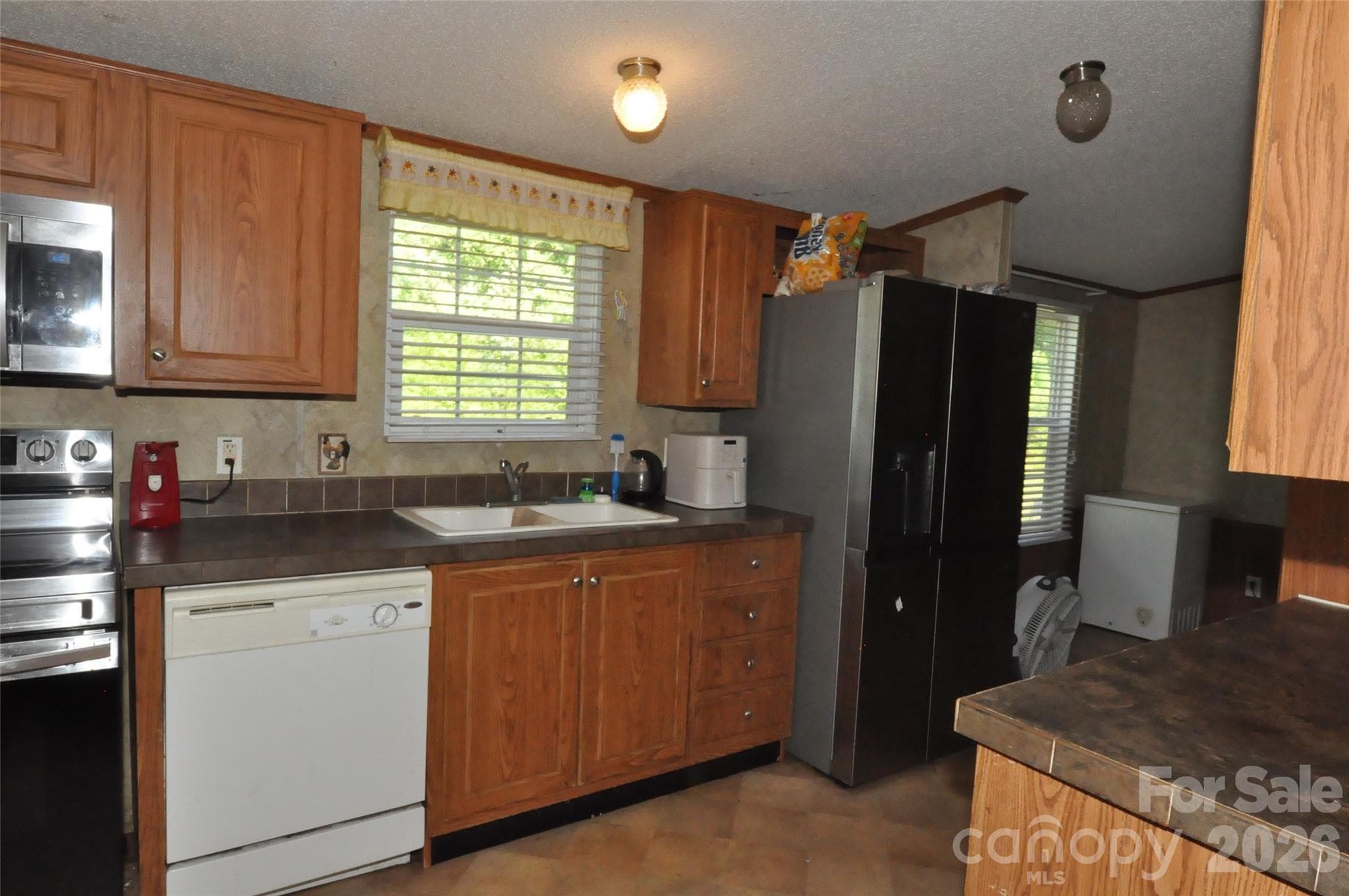 Single Family Residence at 977 Langley Drive, Chester, photo 7 of 20