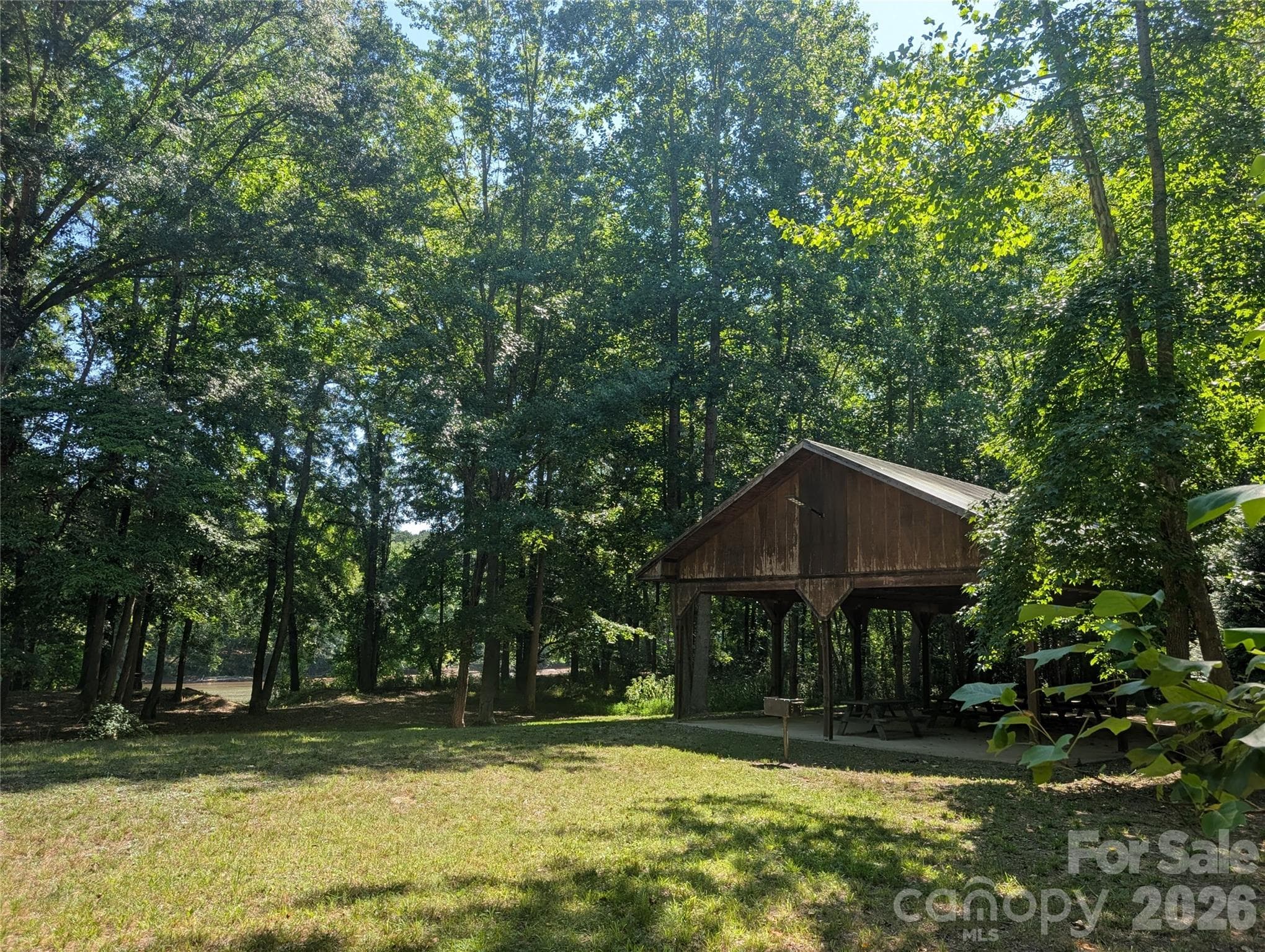 Community pavilion - 120 Scenic Ridge Drive, Mooresboro