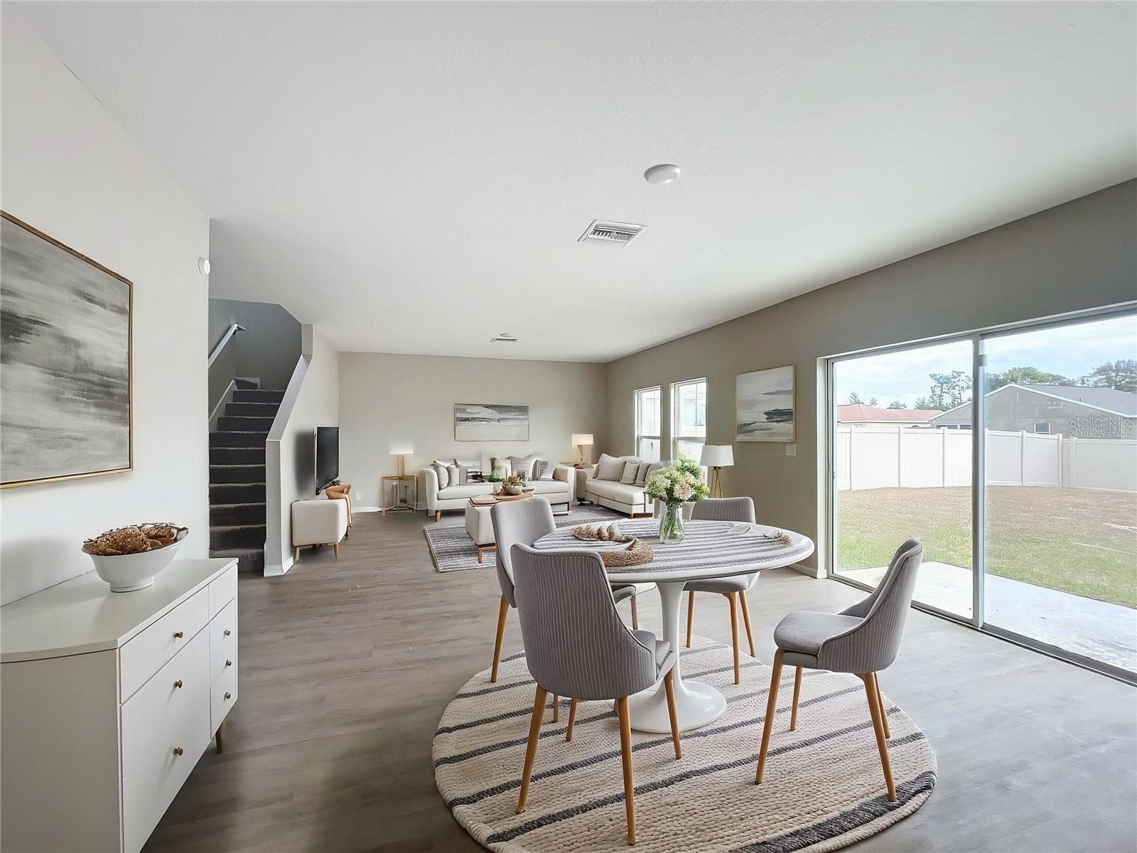 Virtually Staged - 1404 AXEL CIR, WINTER HAVEN