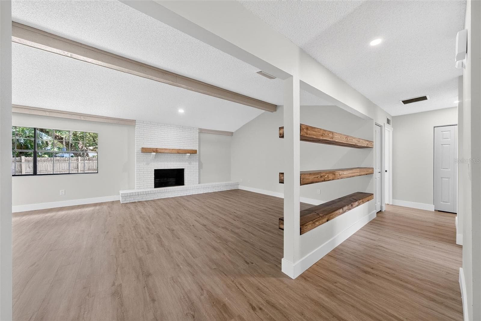 Single Family Residence at 8050 NW 48TH LN, OCALA, photo 4 of 20