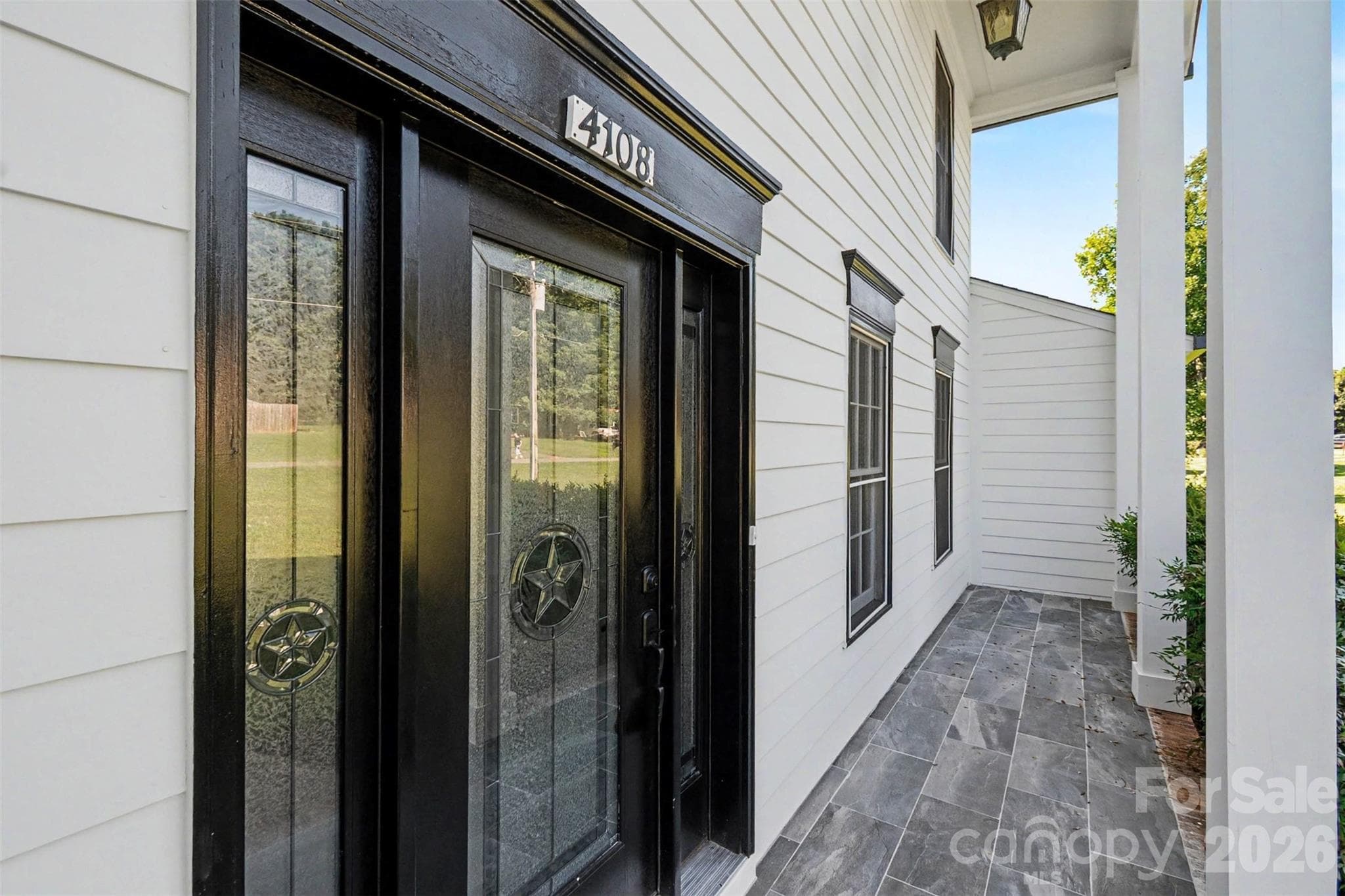 Front Proch - 4108 Wimbledon Drive, Dallas