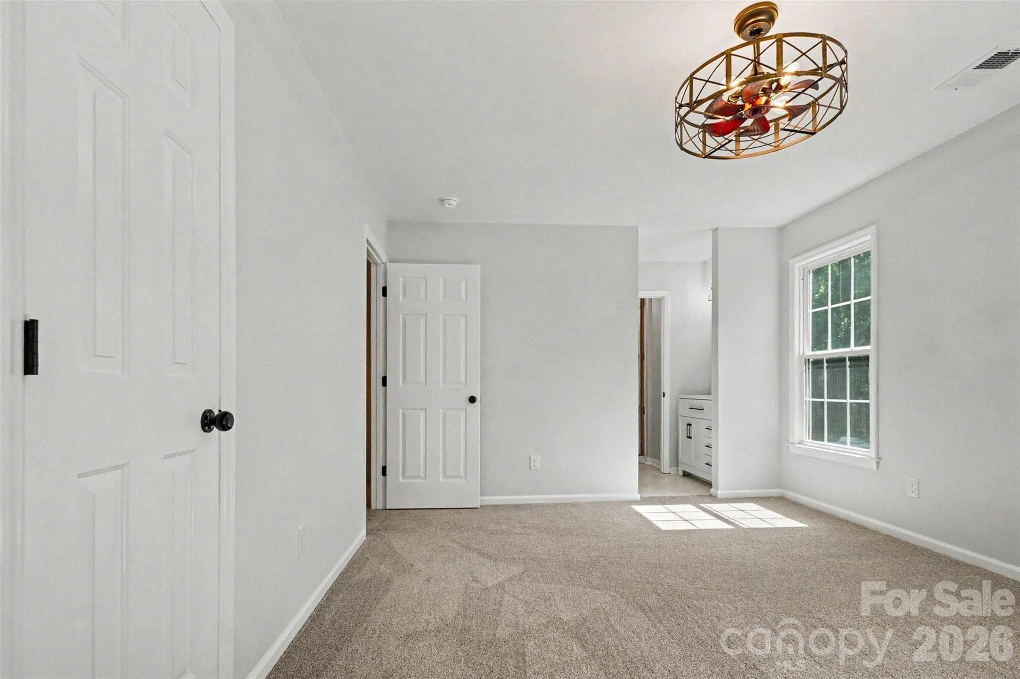 2nd Floor Bedroom with Ensuite - 4108 Wimbledon Drive, Dallas