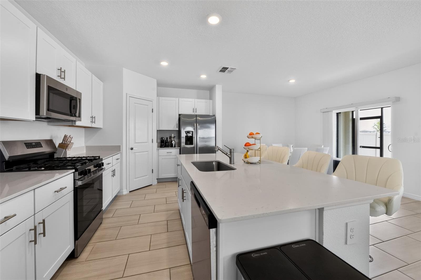 Kitchen - 13065 EMPRESS JEWEL TRL, PARRISH