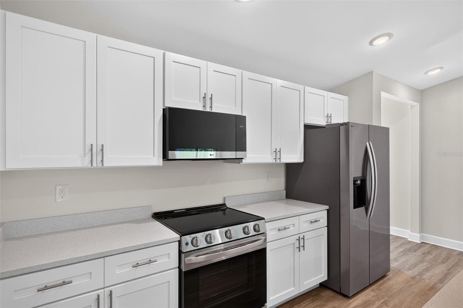 Kitchen - 151 KIRBY ST, PORT CHARLOTTE