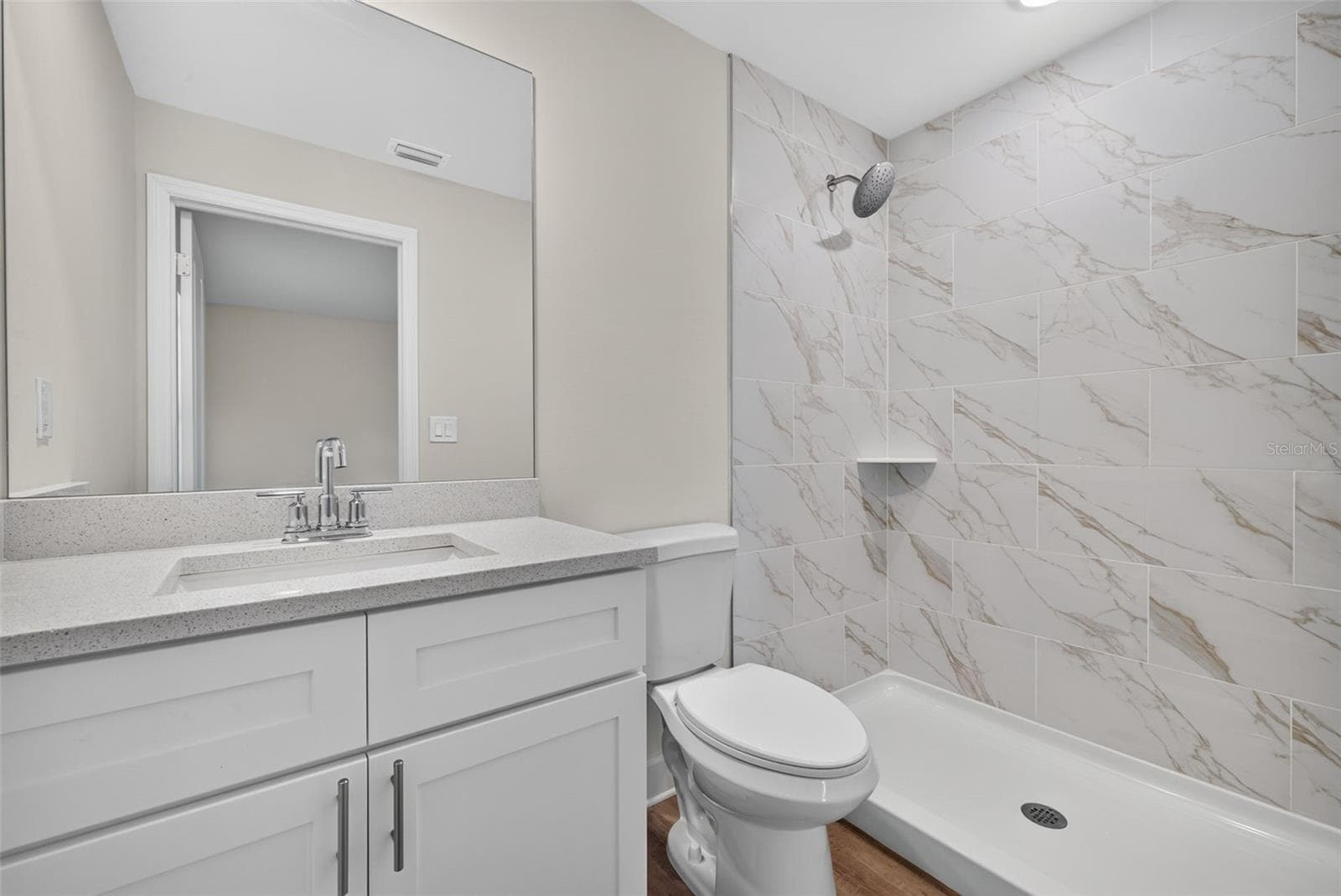Guest En-suite - 151 KIRBY ST, PORT CHARLOTTE
