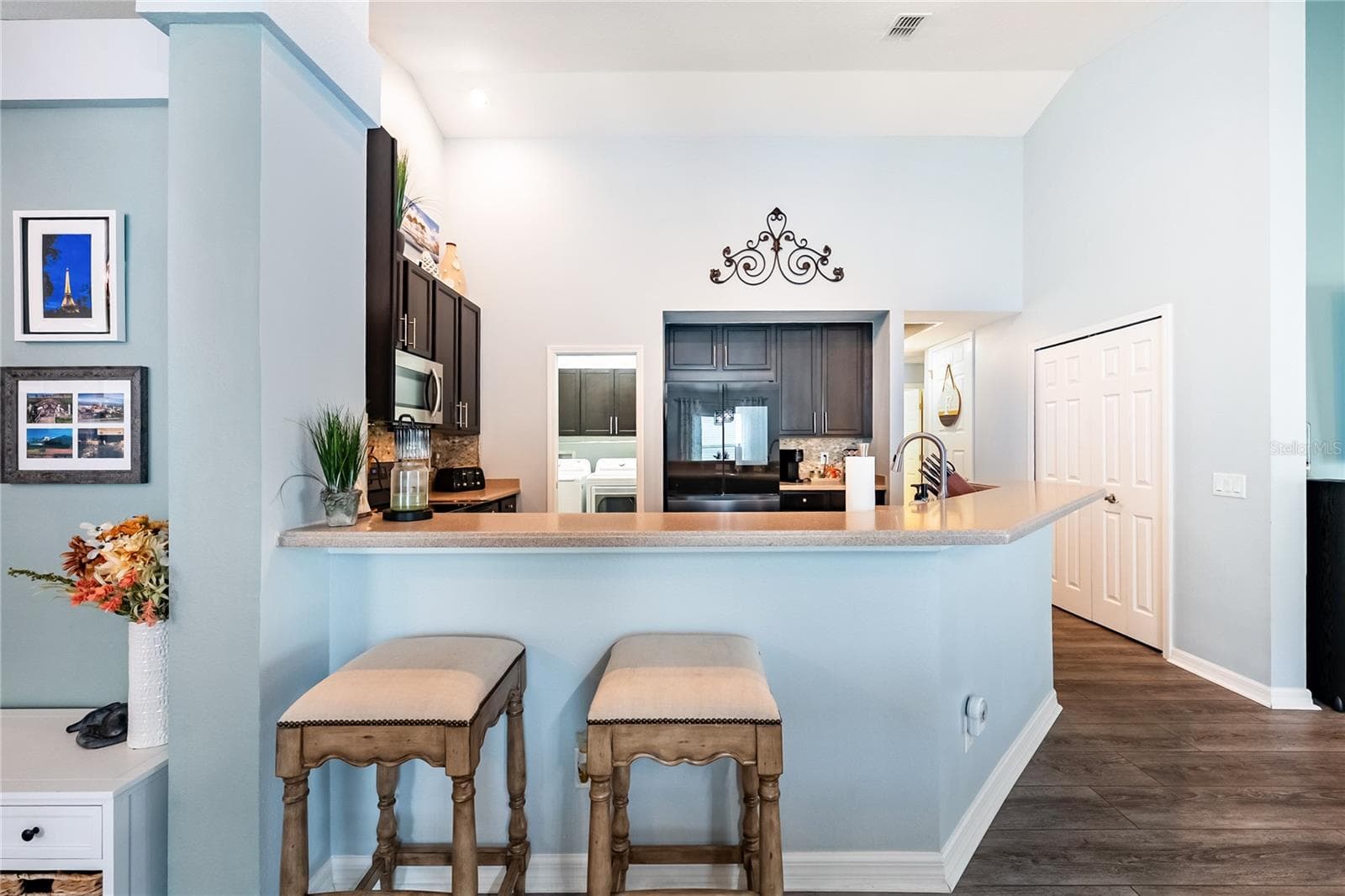 Single Family Residence at 13508 MEADOW GOLF AVE, HUDSON, photo 13 of 40