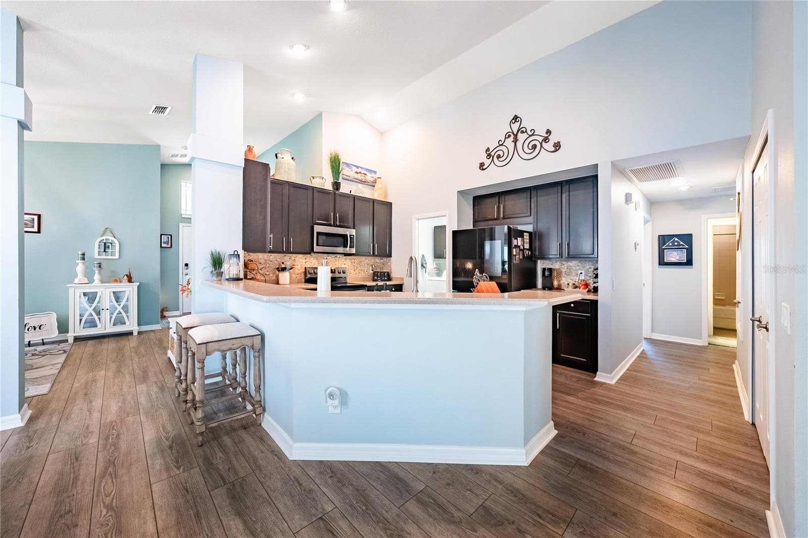 Single Family Residence at 13508 MEADOW GOLF AVE, HUDSON, photo 14 of 40