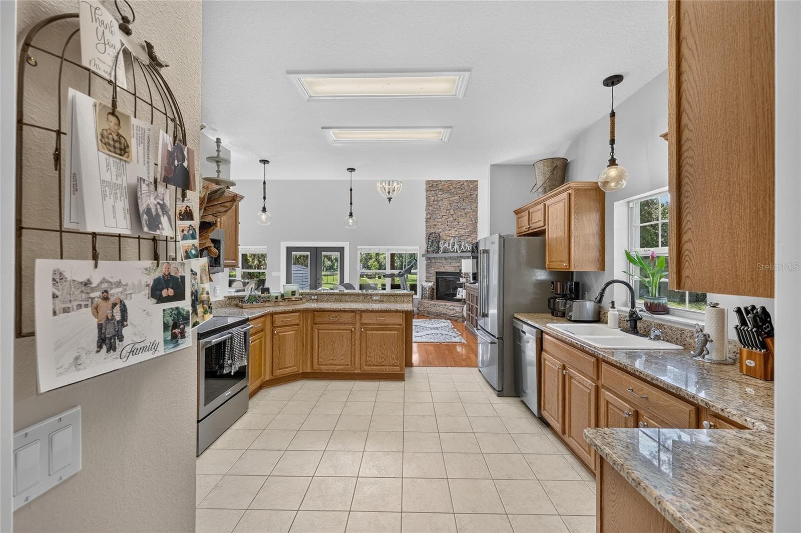 Single Family Residence at 9275 SW 186TH TER, DUNNELLON, photo 12 of 55