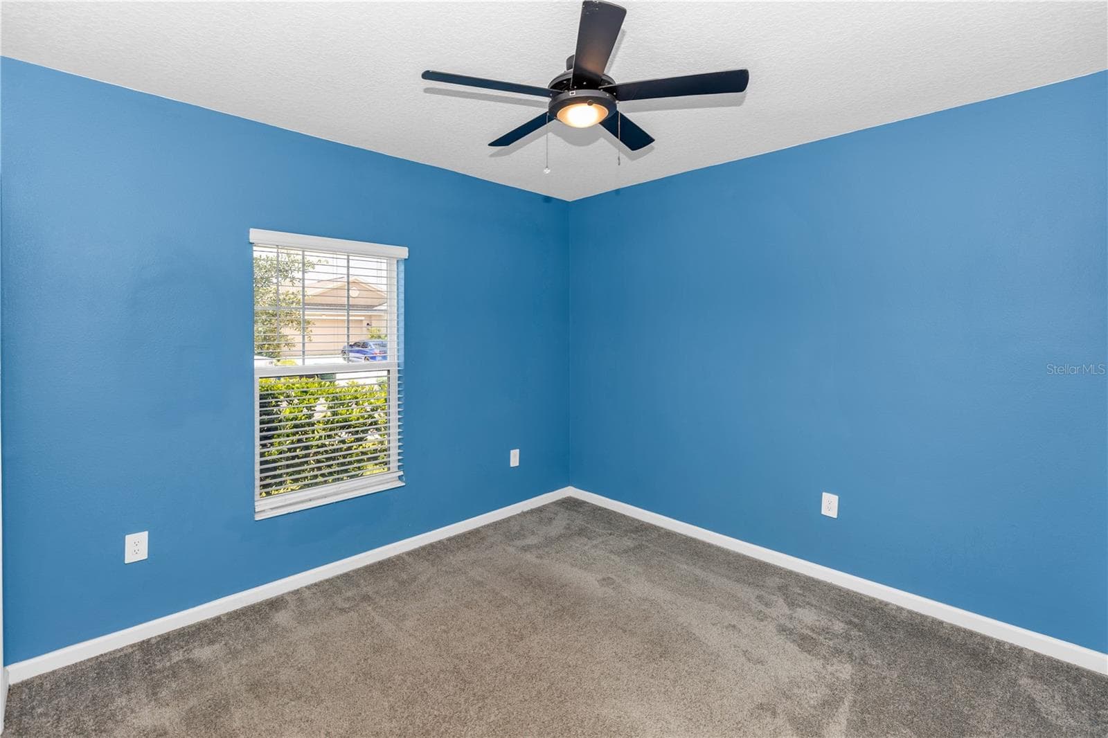 Single Family Residence at 1104 PEACH CREEK DR, OSTEEN, photo 8 of 31