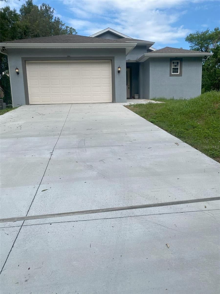14910 LAURIE LN
