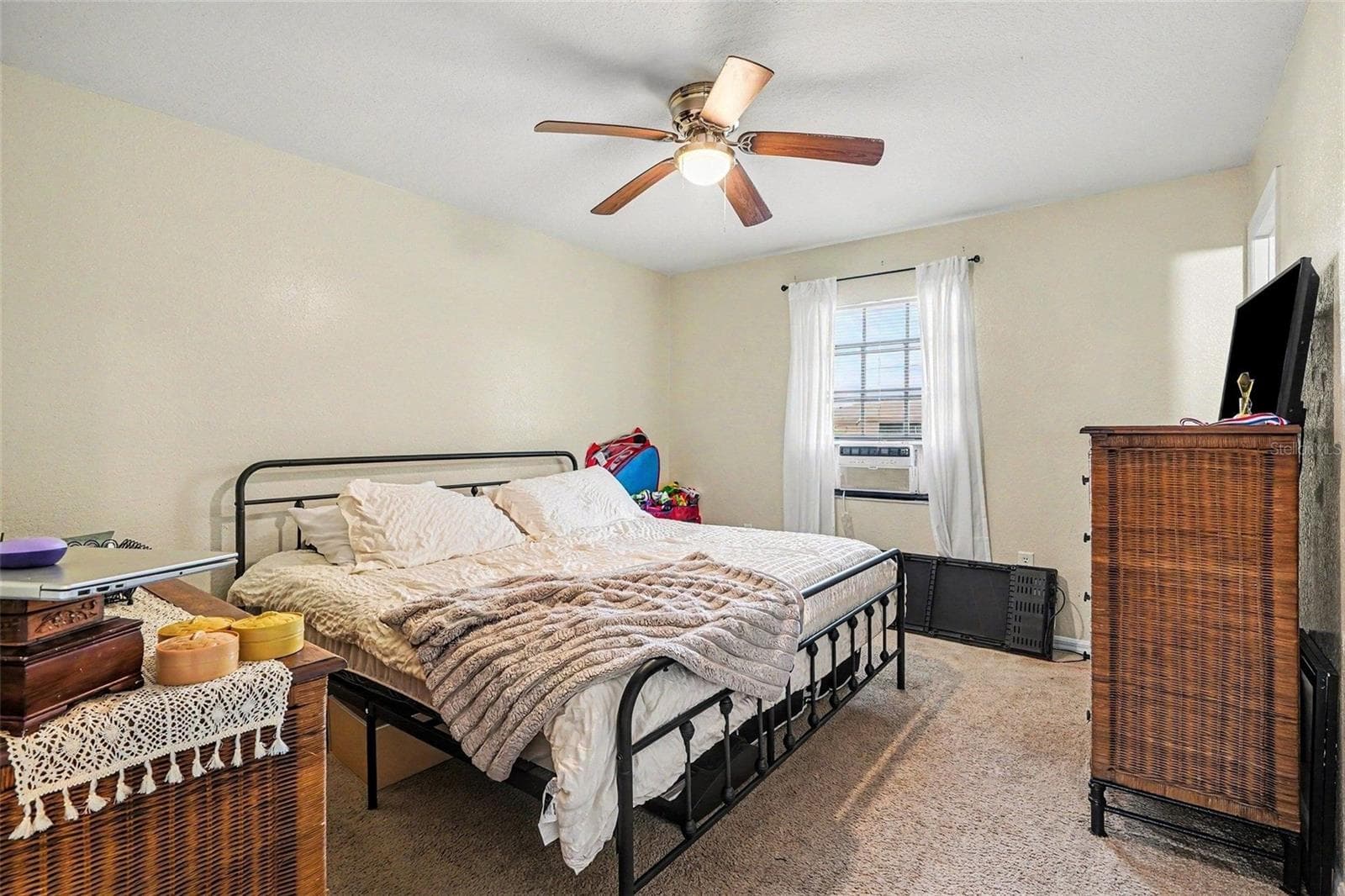 Single Family Residence at 2435 PARKLAND DR, LAKELAND, photo 4 of 25