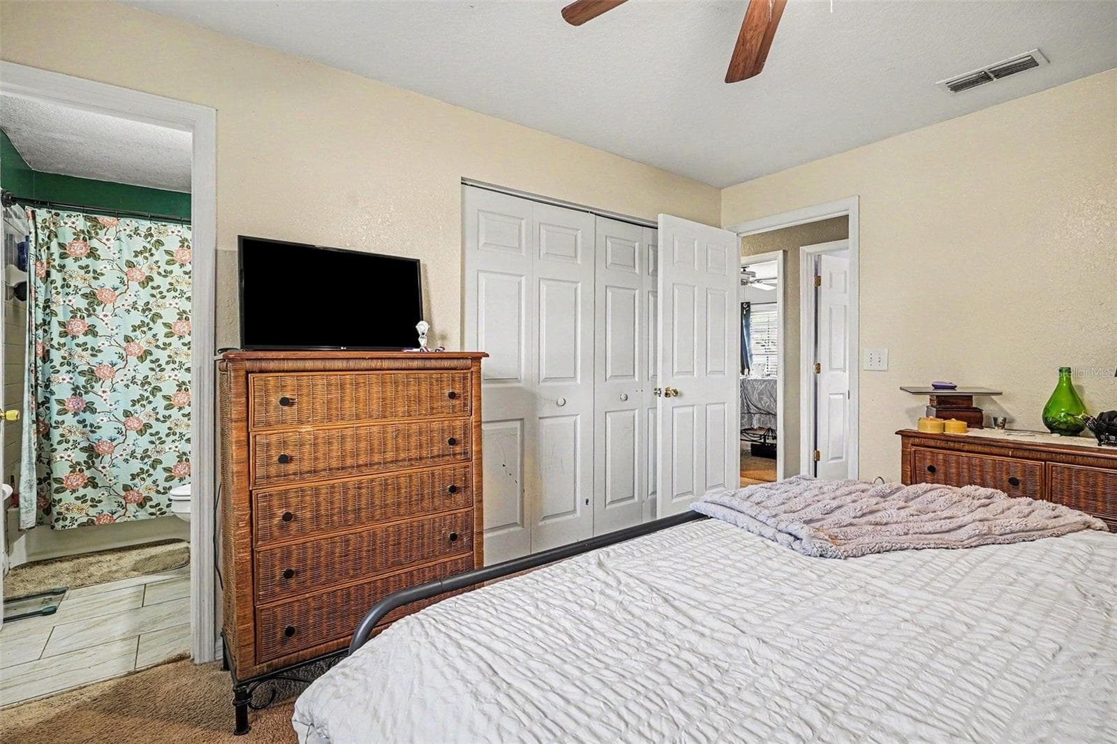 Single Family Residence at 2435 PARKLAND DR, LAKELAND, photo 14 of 25